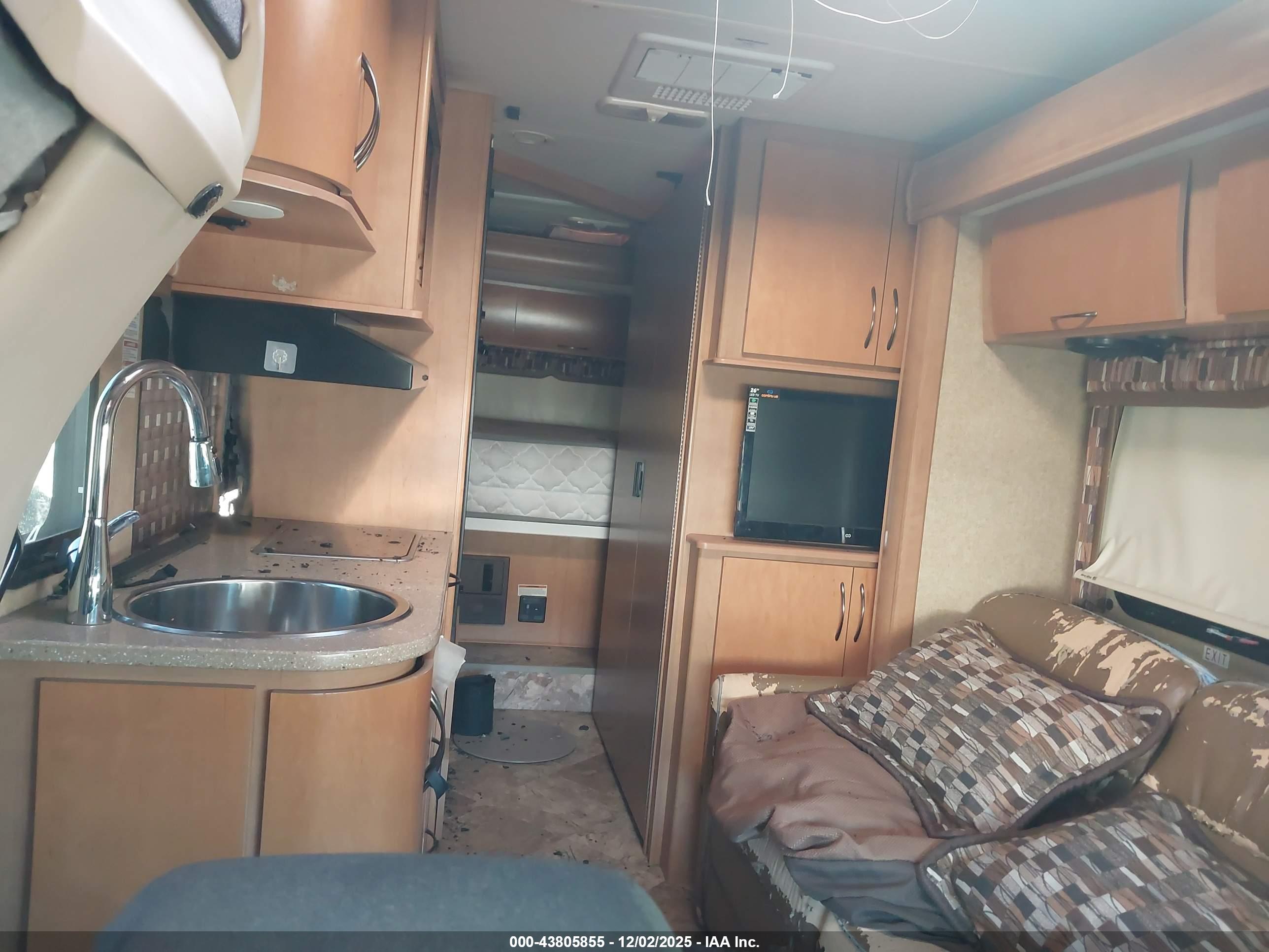 MERCEDES-BENZ SPRINTER image 7
