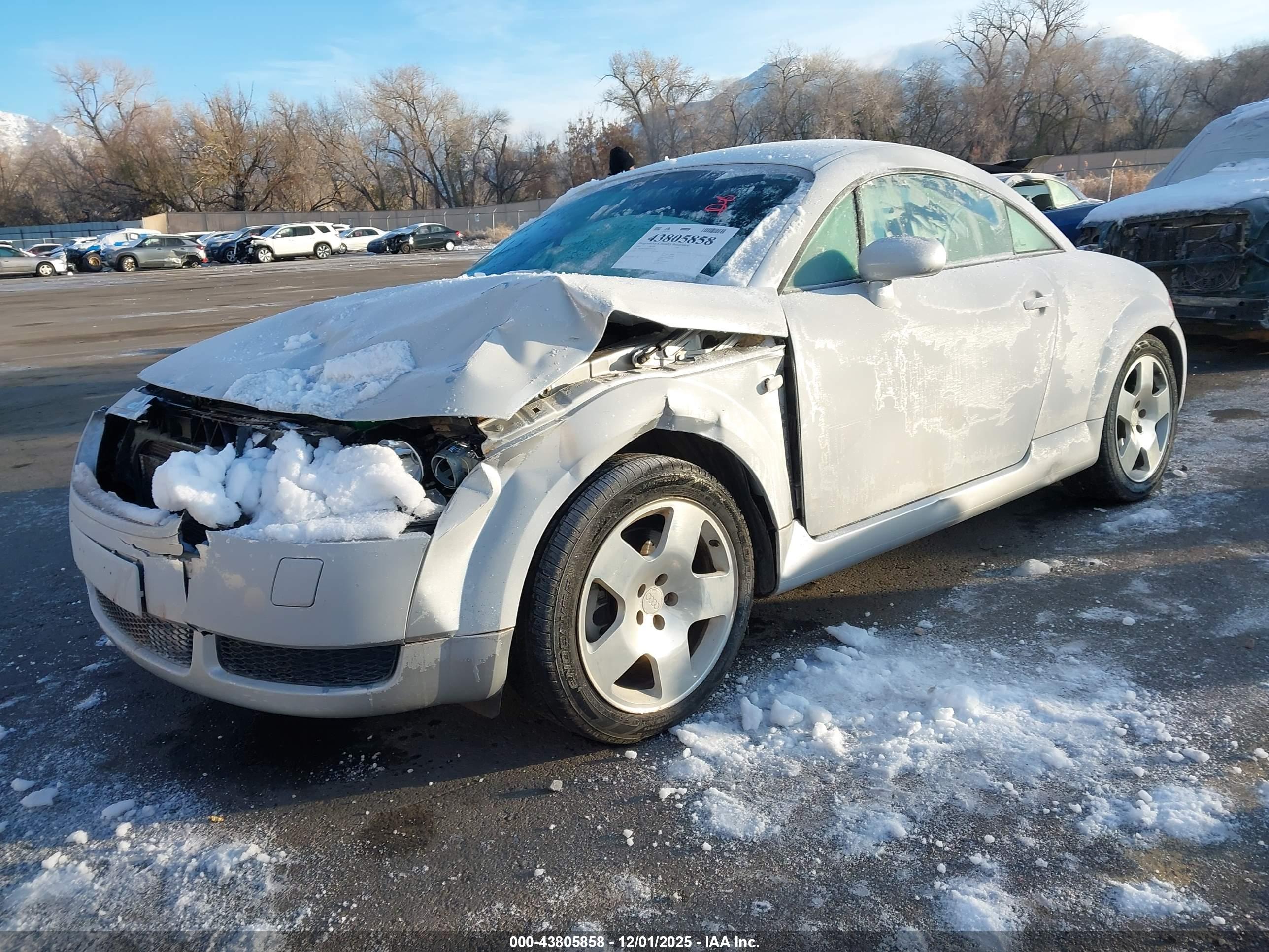 AUDI TT image 2