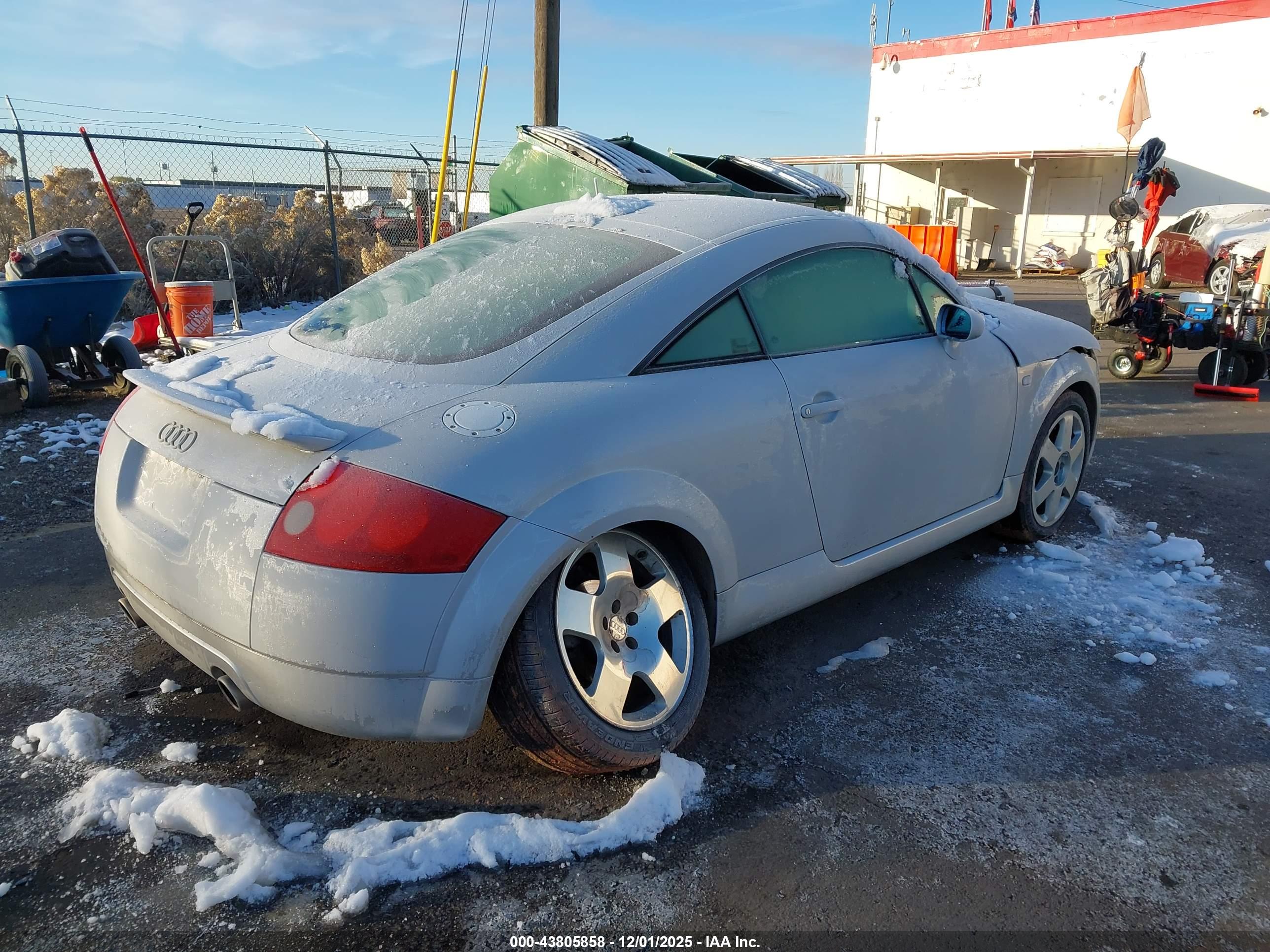 AUDI TT image 4