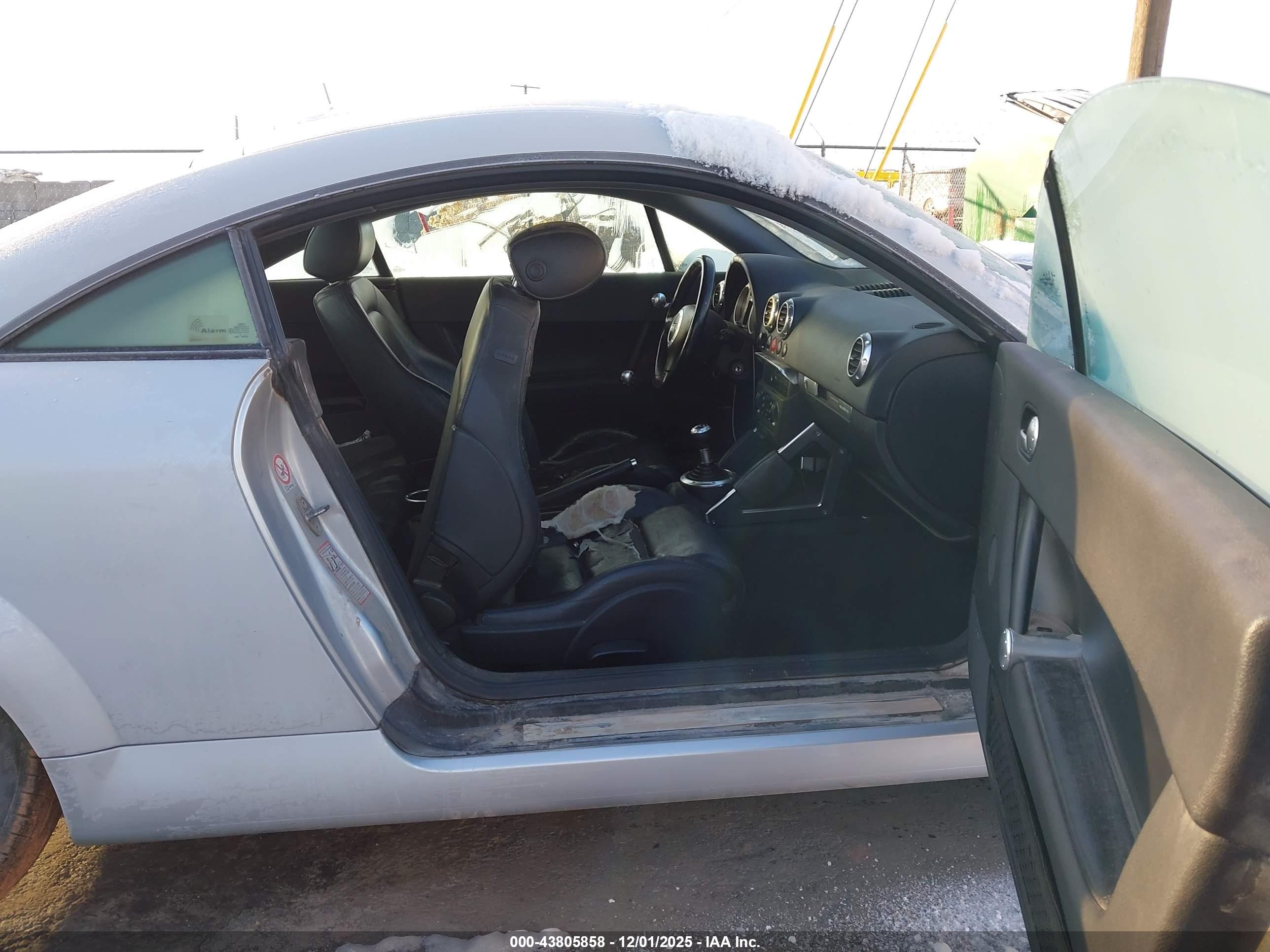 AUDI TT image 5
