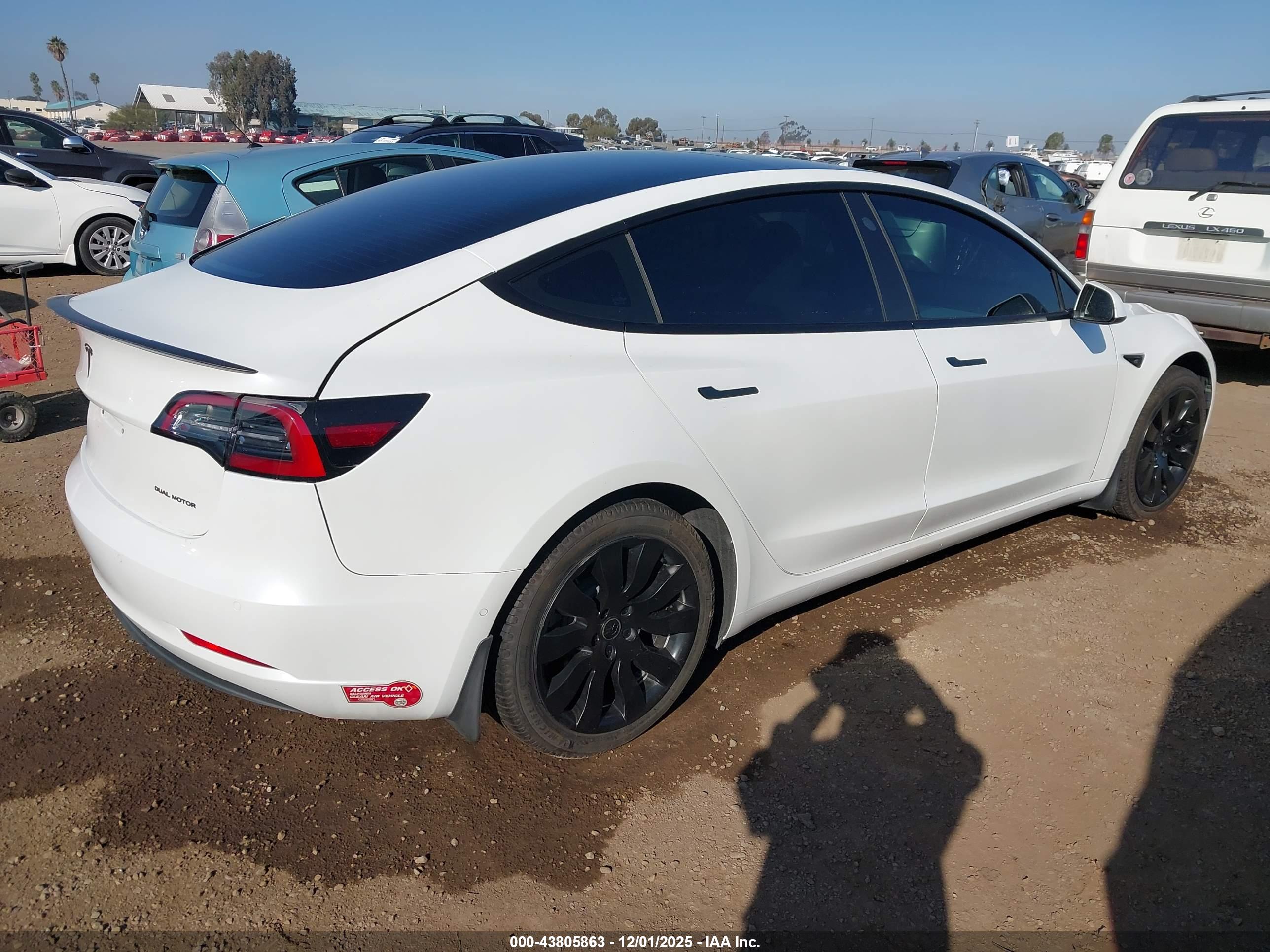 TESLA MODEL image 4