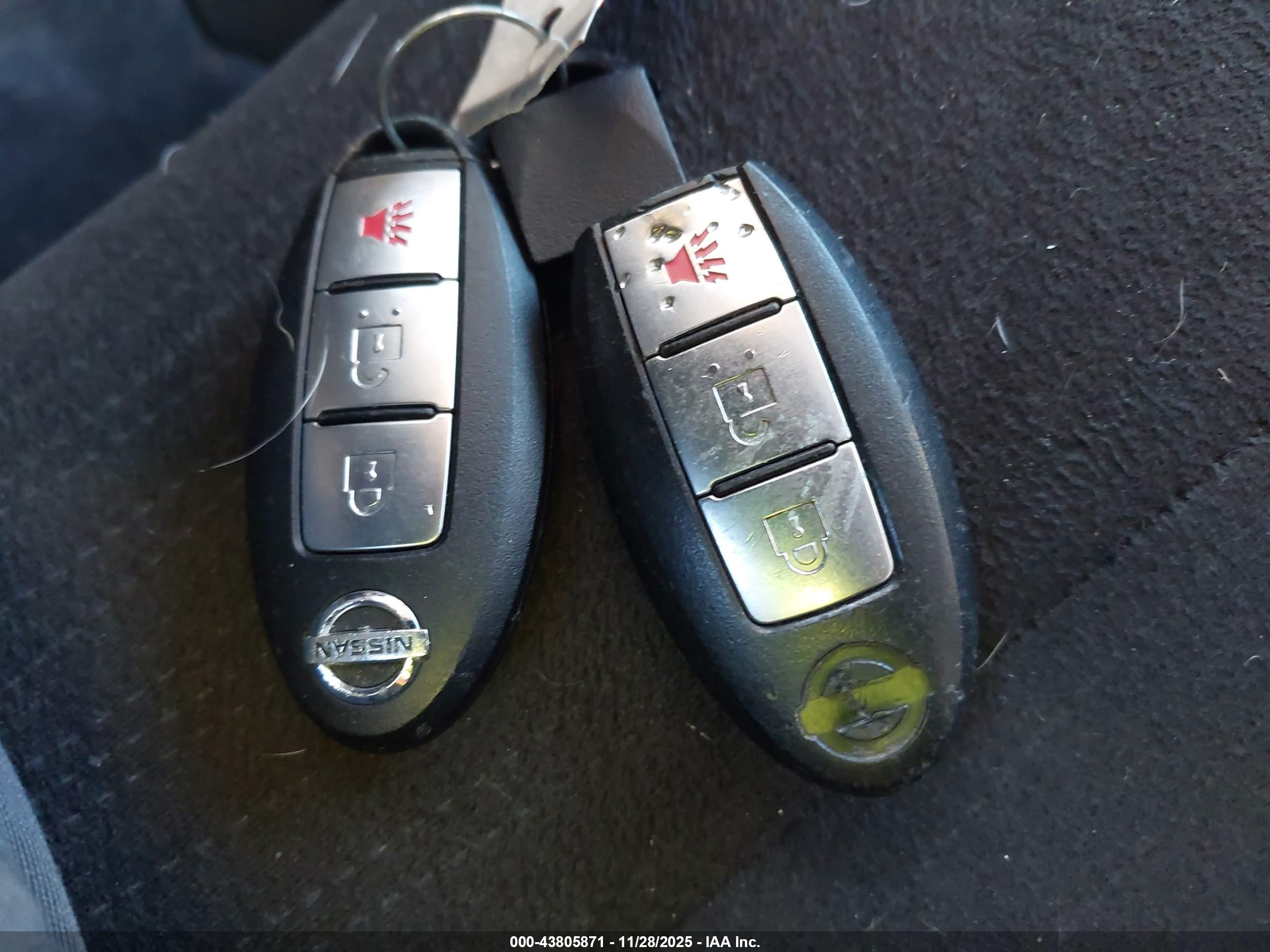 NISSAN CUBE image 11