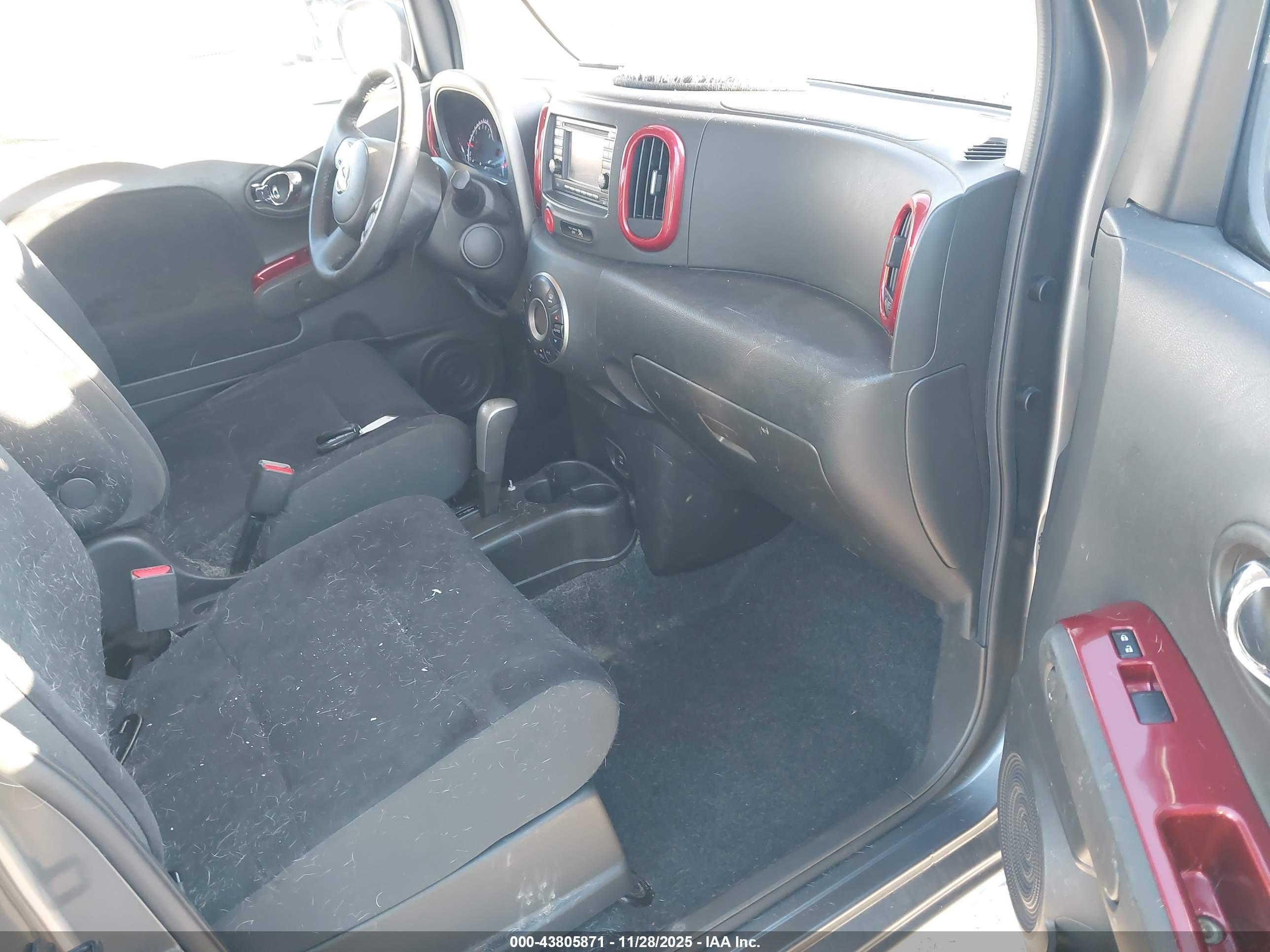 NISSAN CUBE image 5