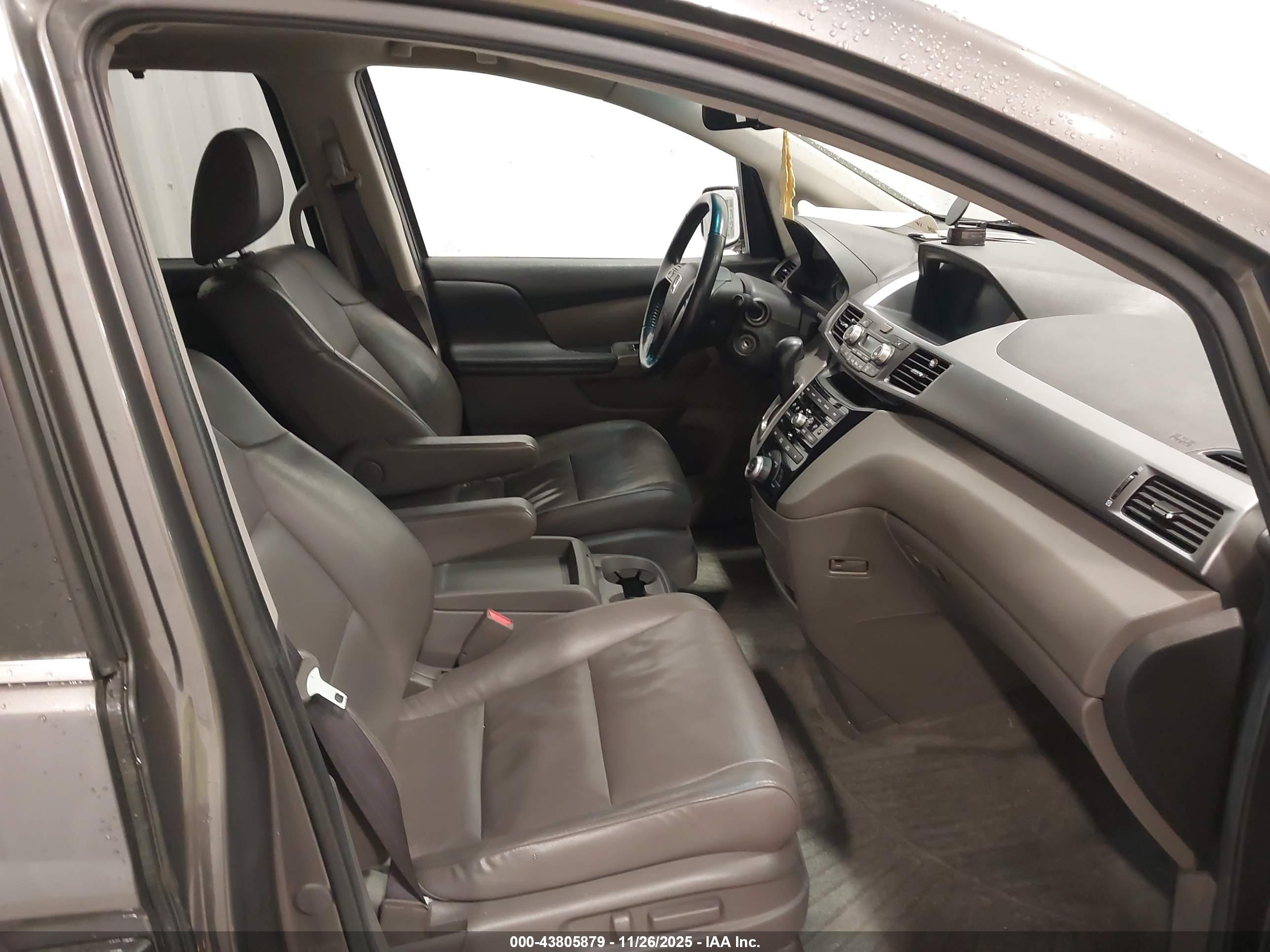 HONDA ODYSSEY image 5