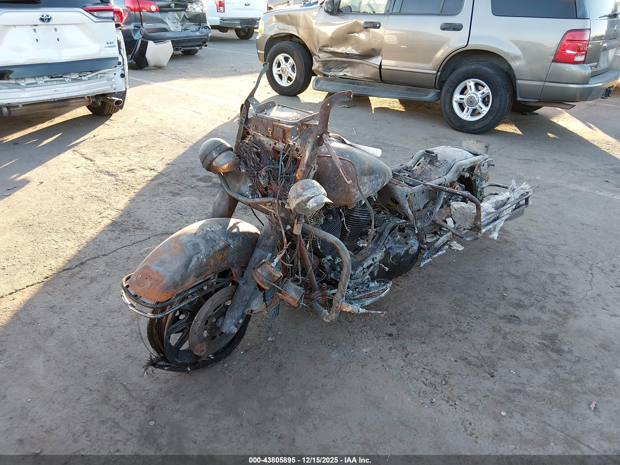HARLEY-DAVIDSON FLHT image 2