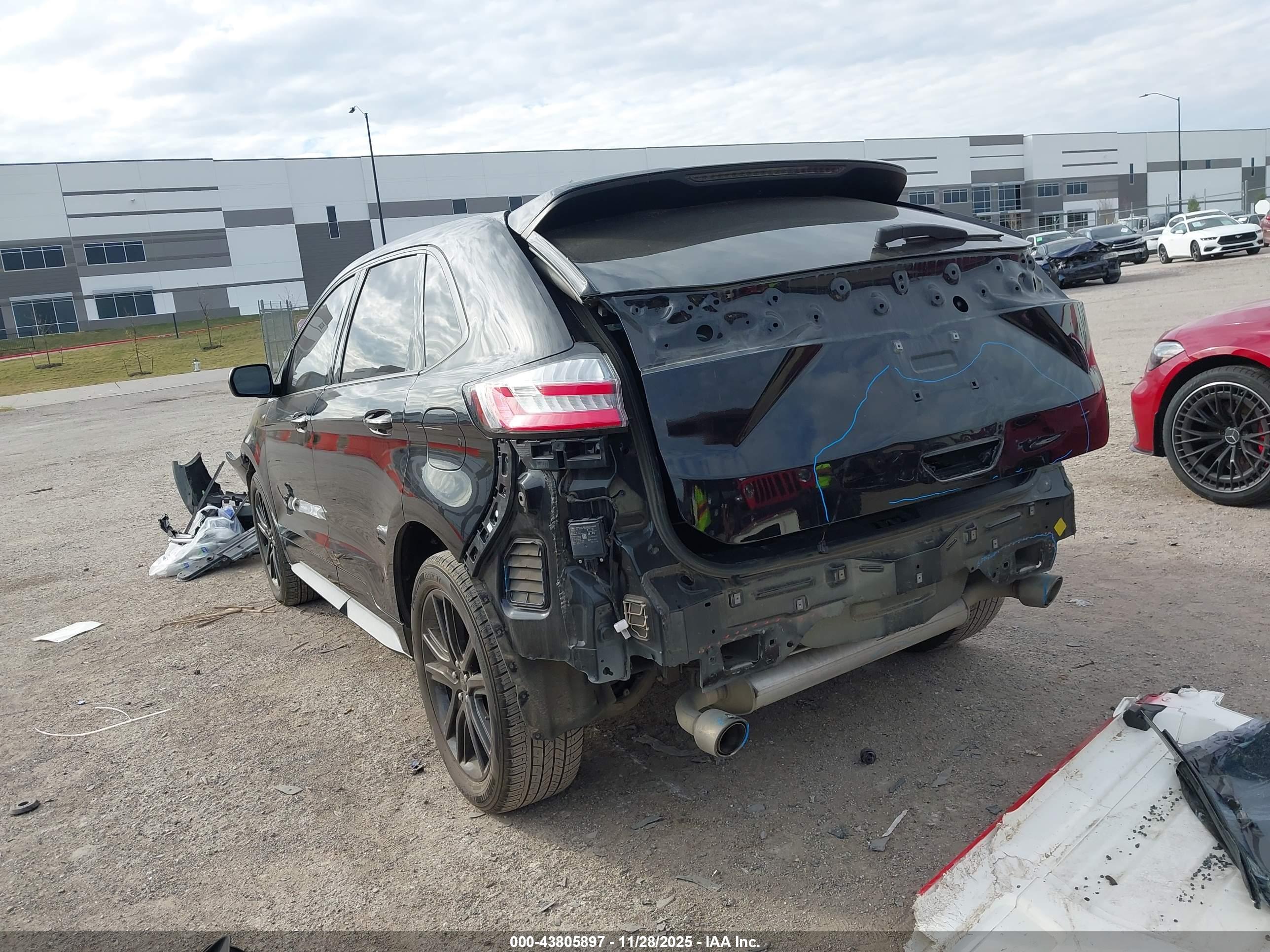 FORD EDGE image 3