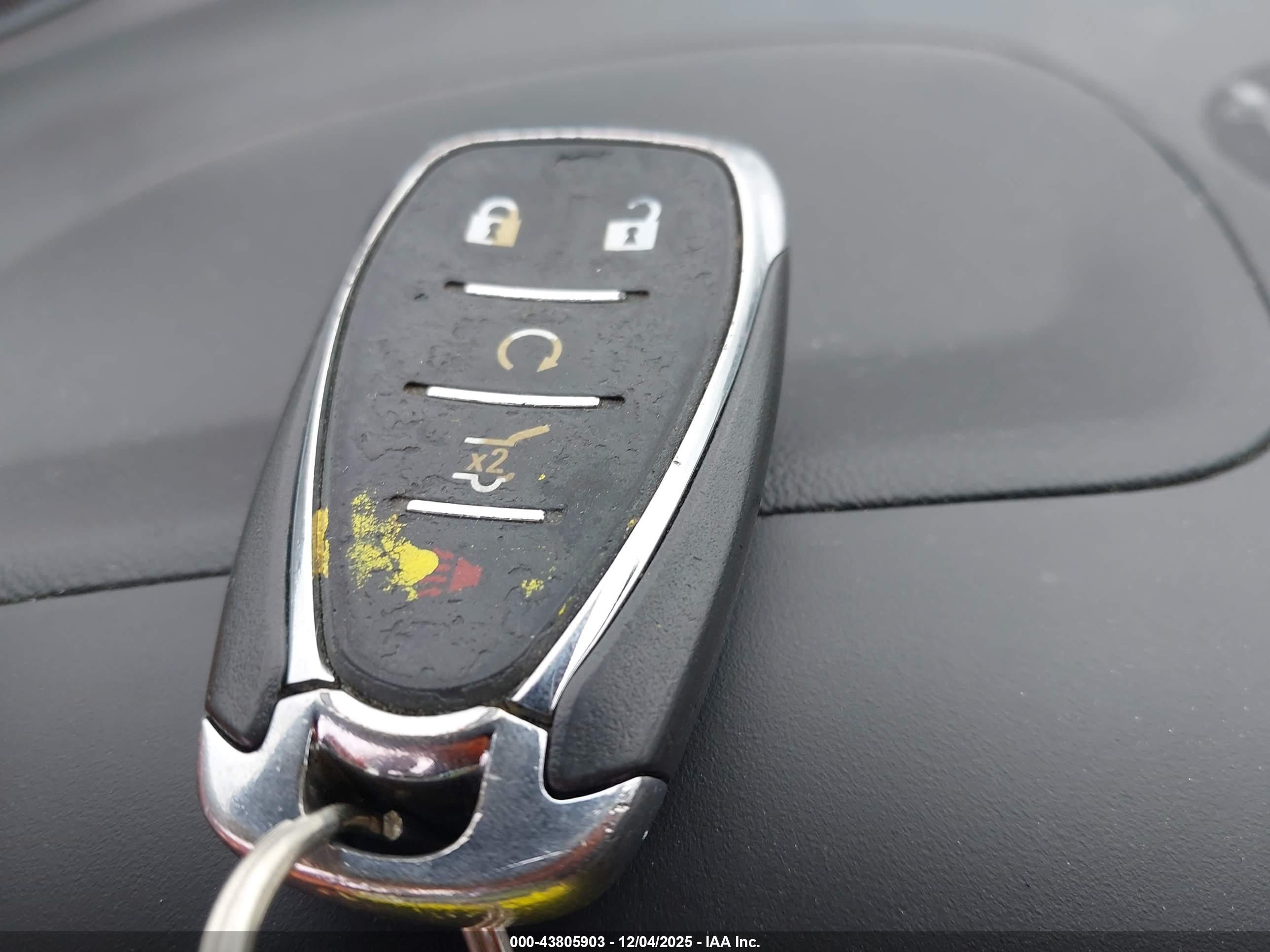 CHEVROLET EQUINOX image 11