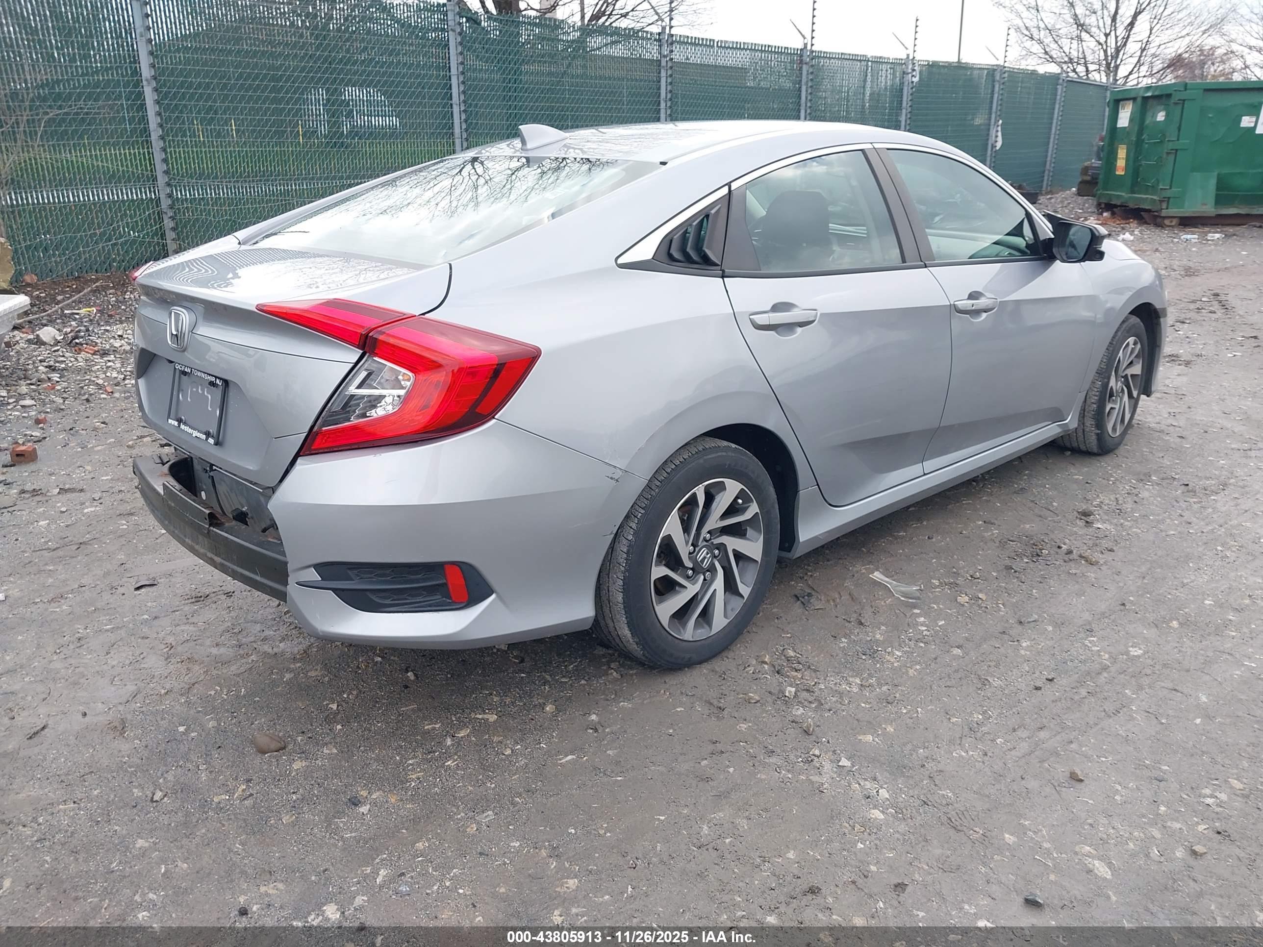 HONDA CIVIC image 4