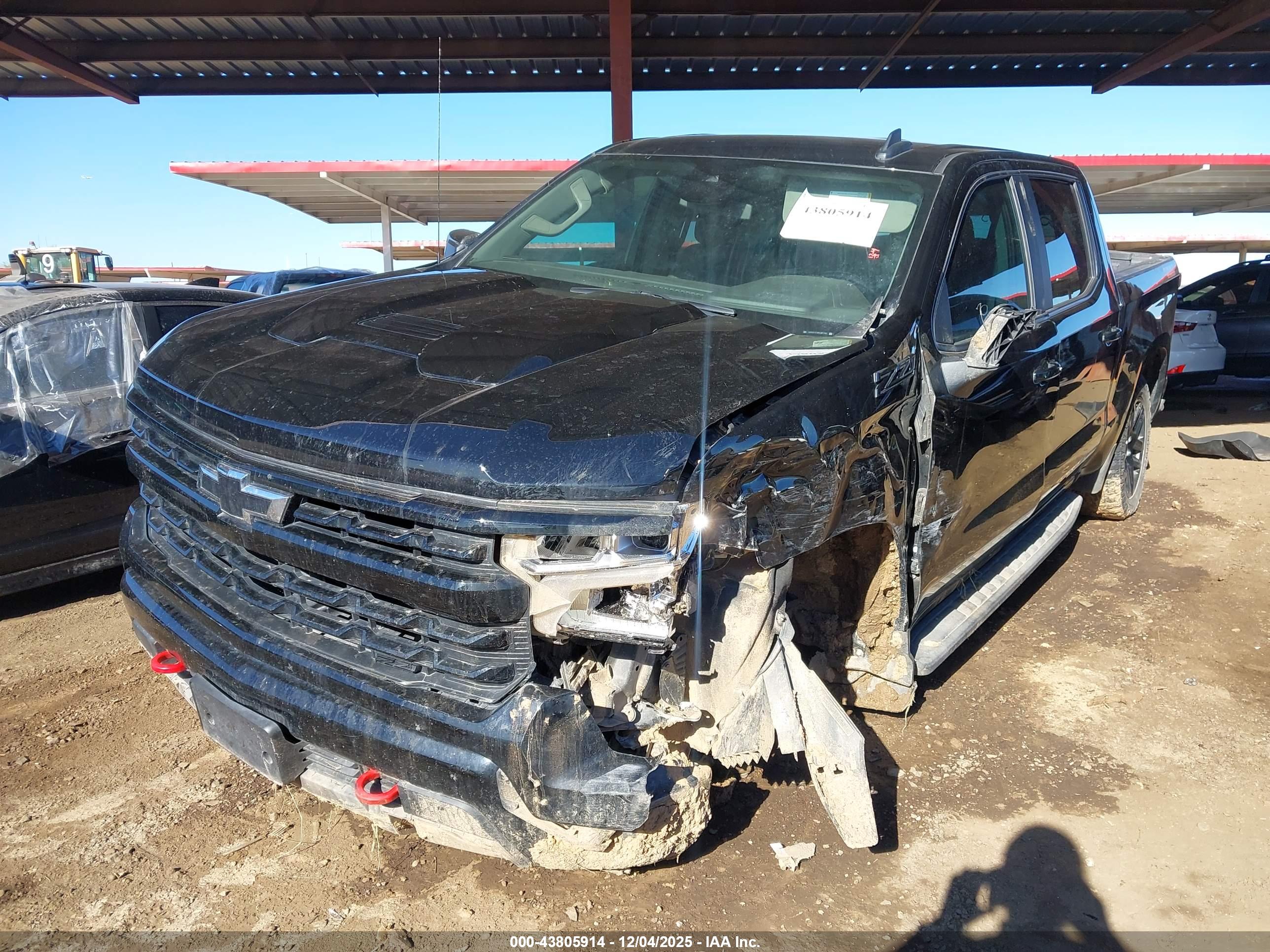 CHEVROLET SILVERADO image 2