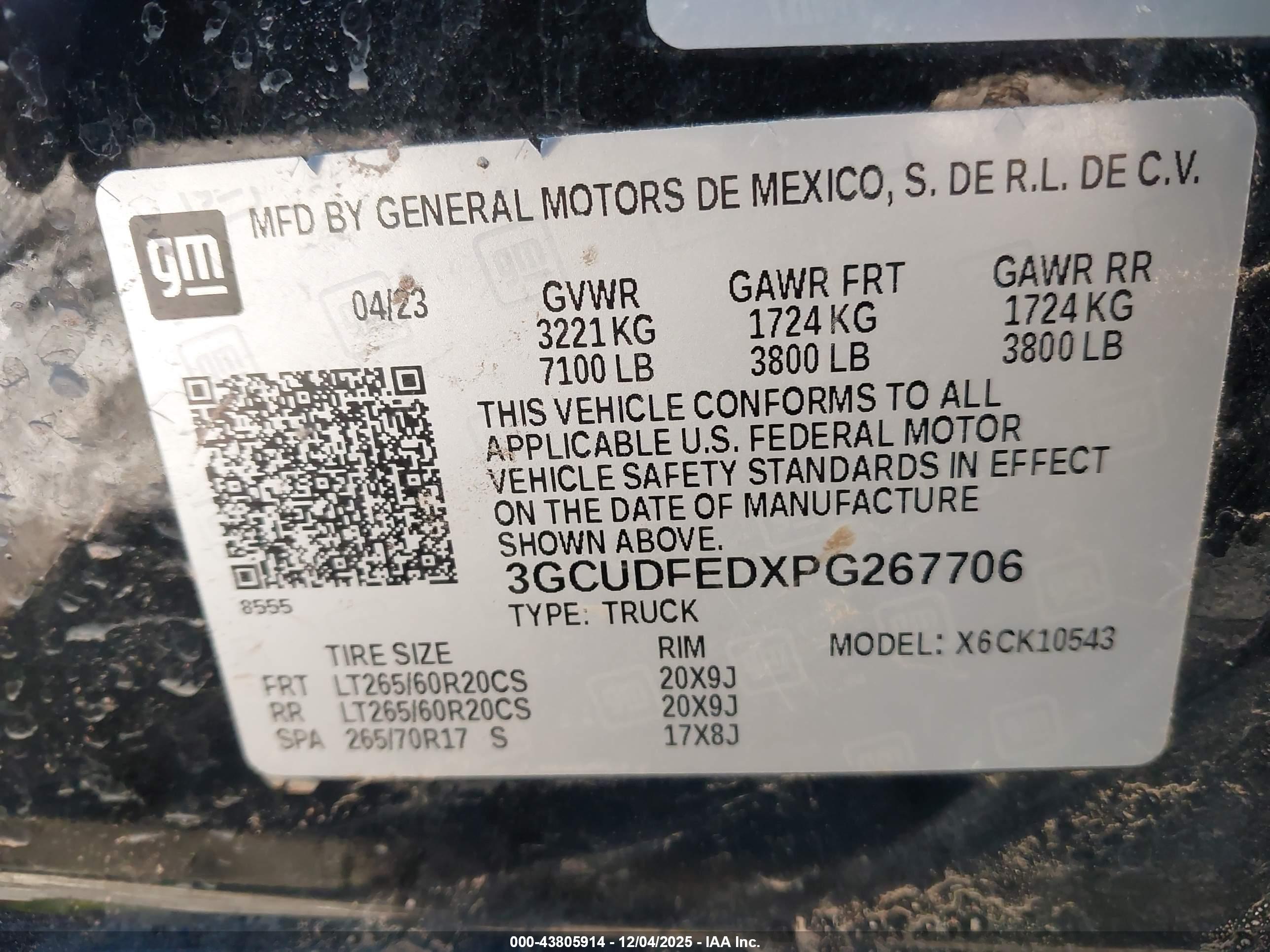 CHEVROLET SILVERADO image 9