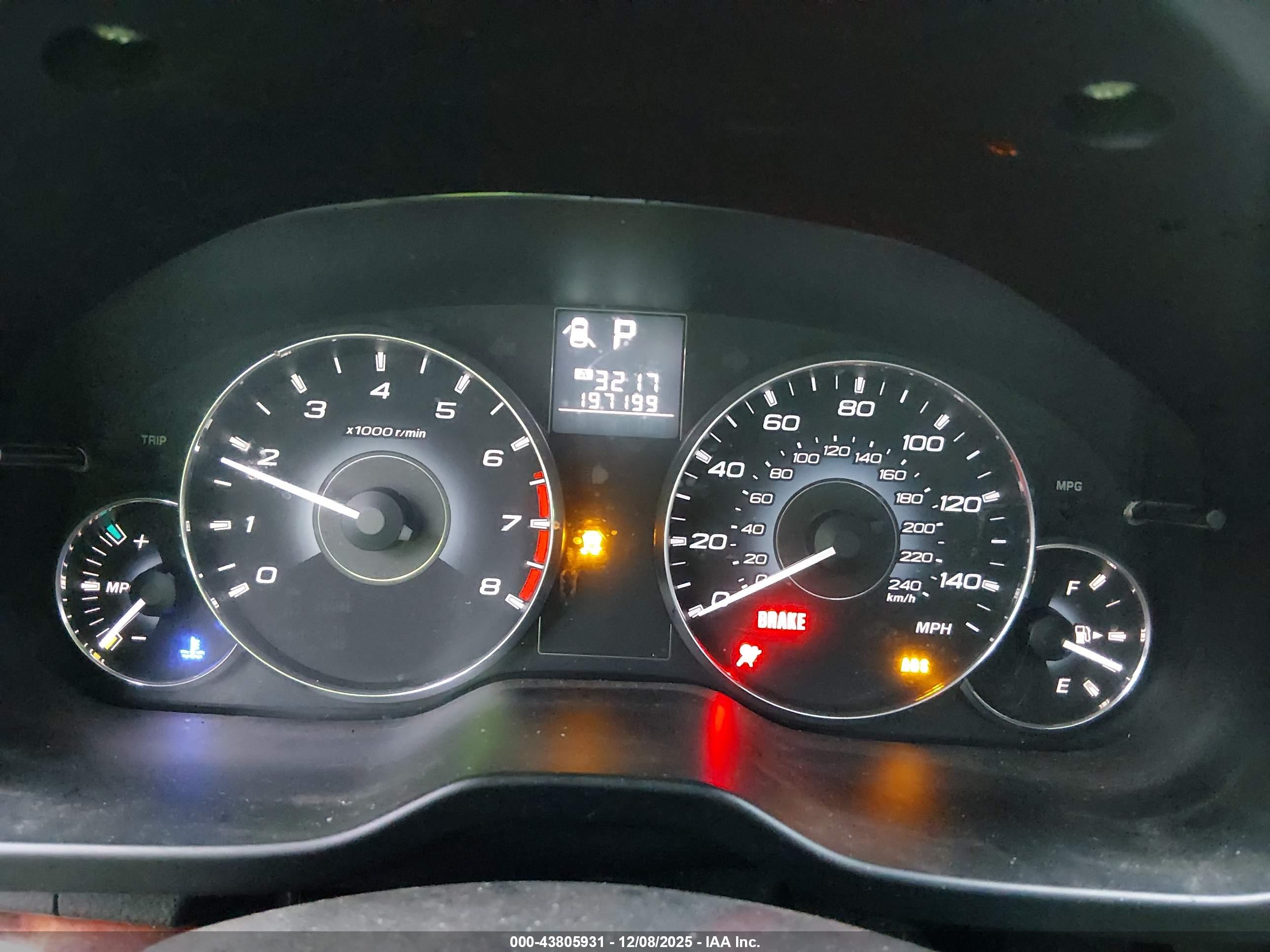 SUBARU LEGACY image 7
