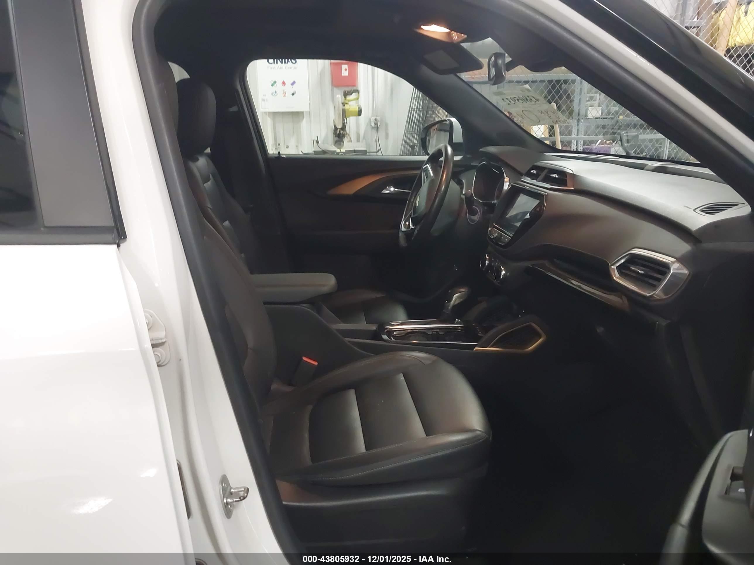 CHEVROLET TRAILBLAZER image 5