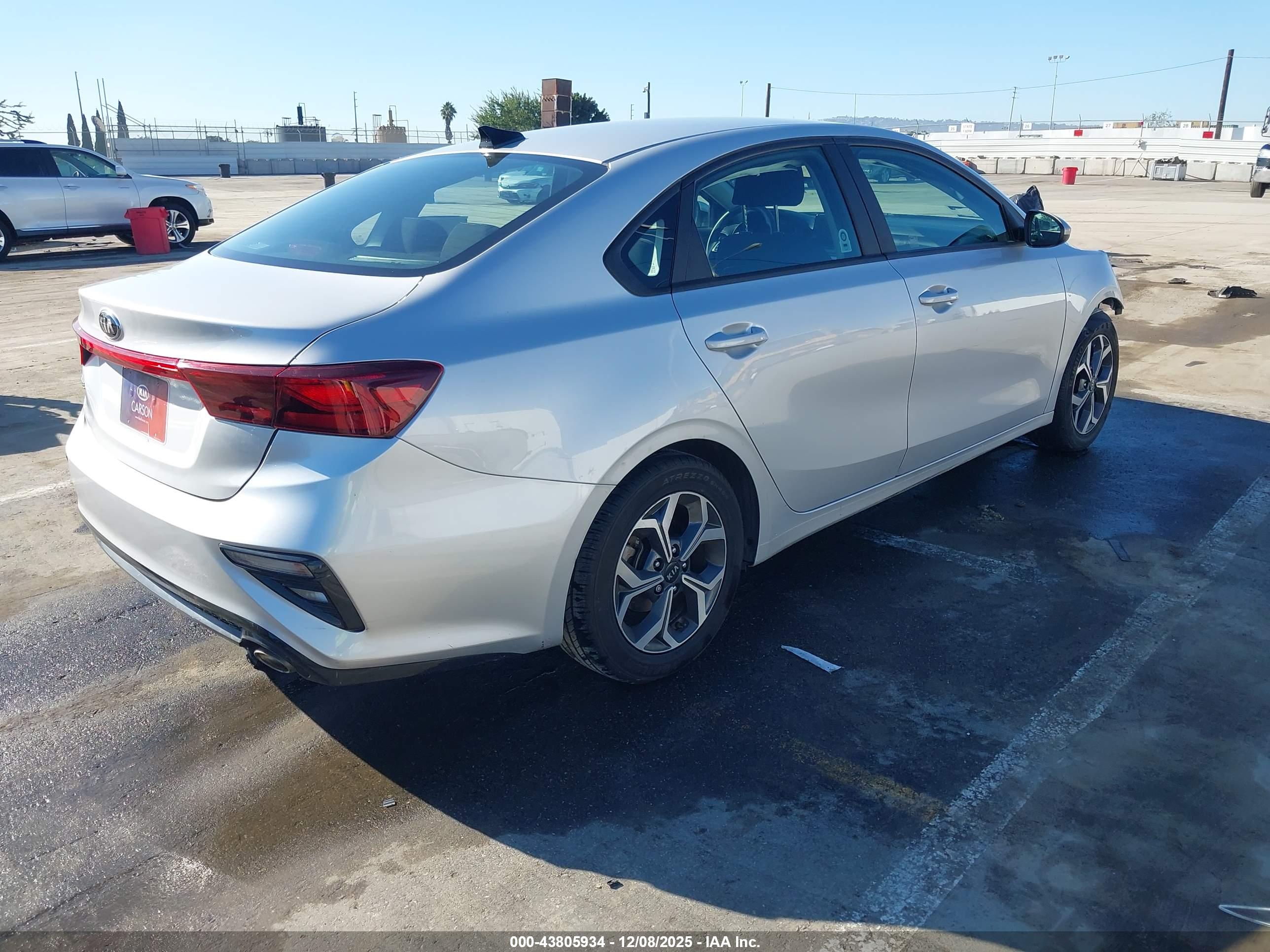 KIA FORTE image 4