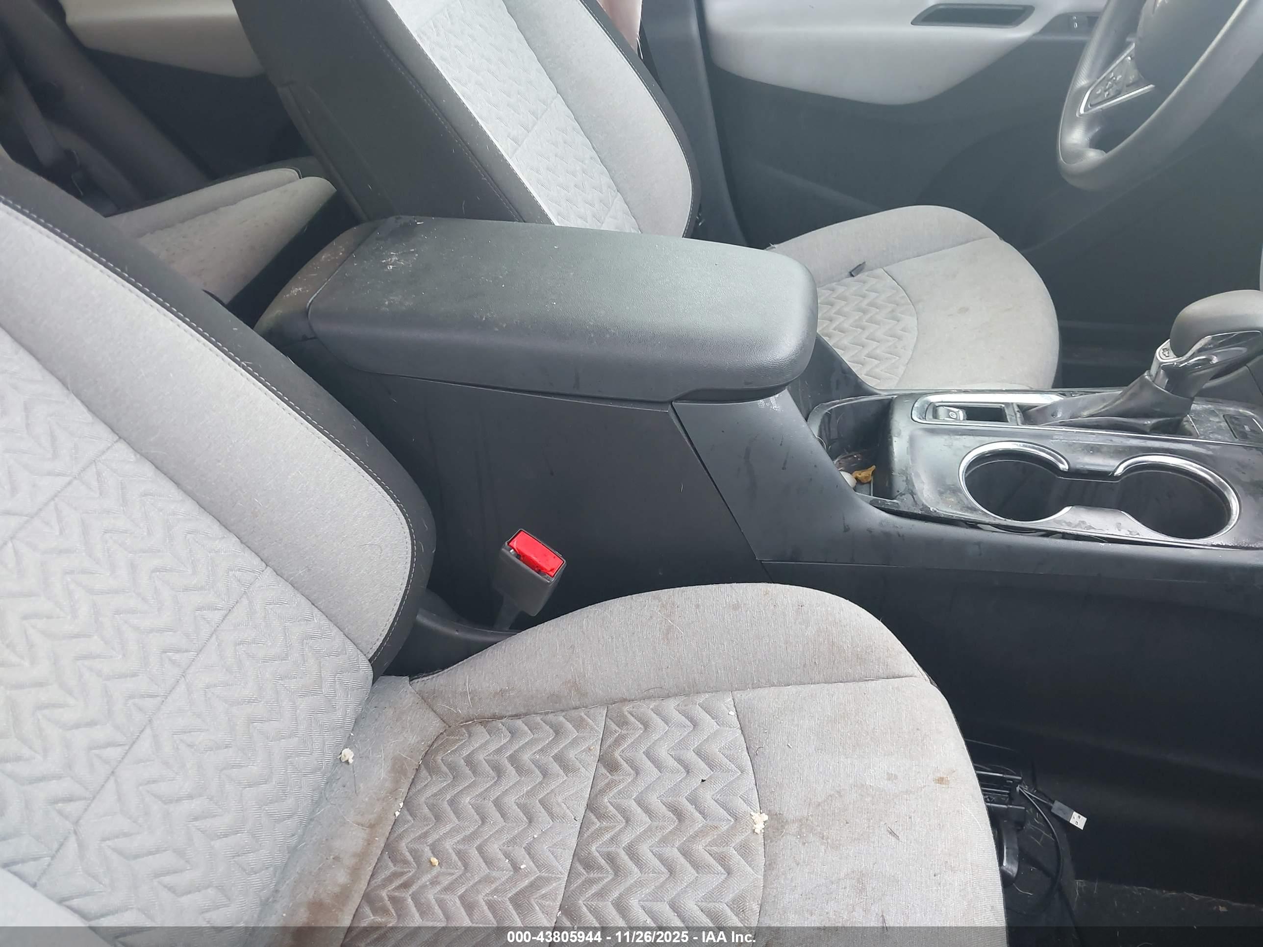 CHEVROLET EQUINOX image 5