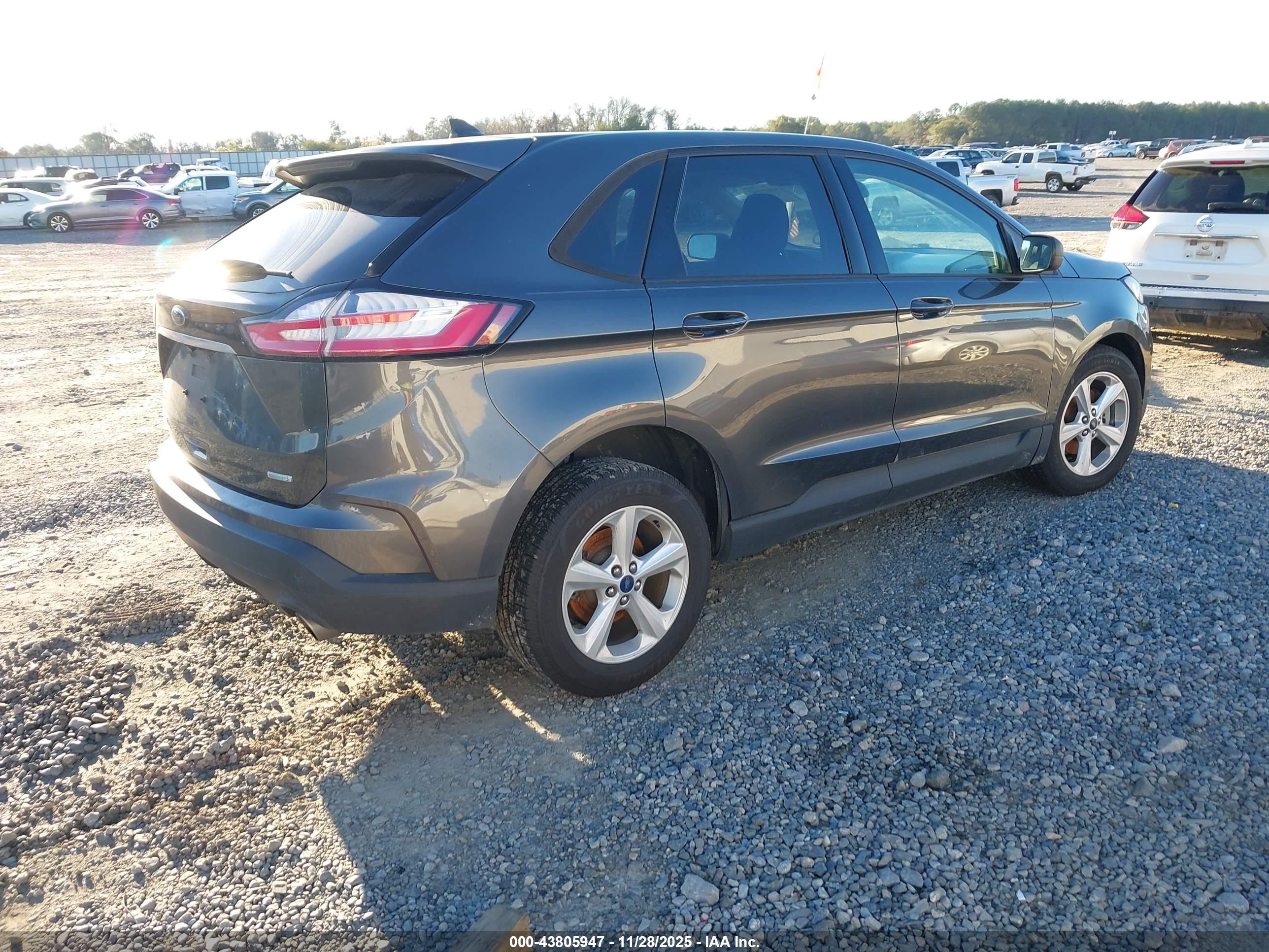 FORD EDGE image 4