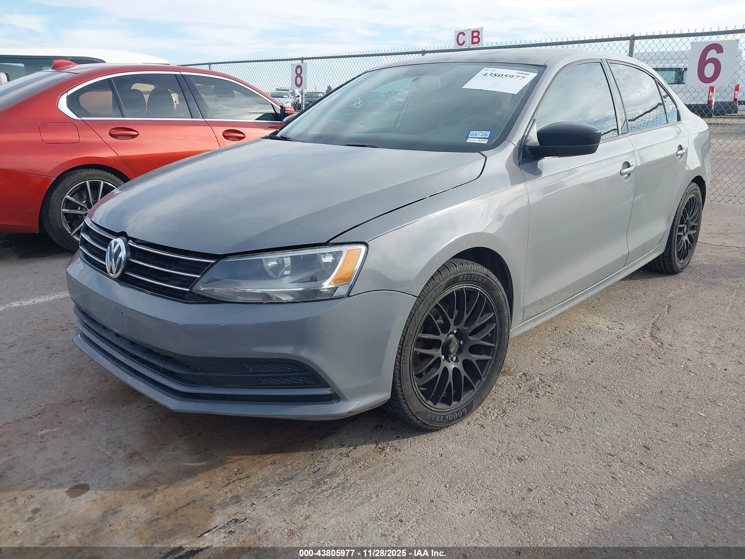 VOLKSWAGEN JETTA image 2