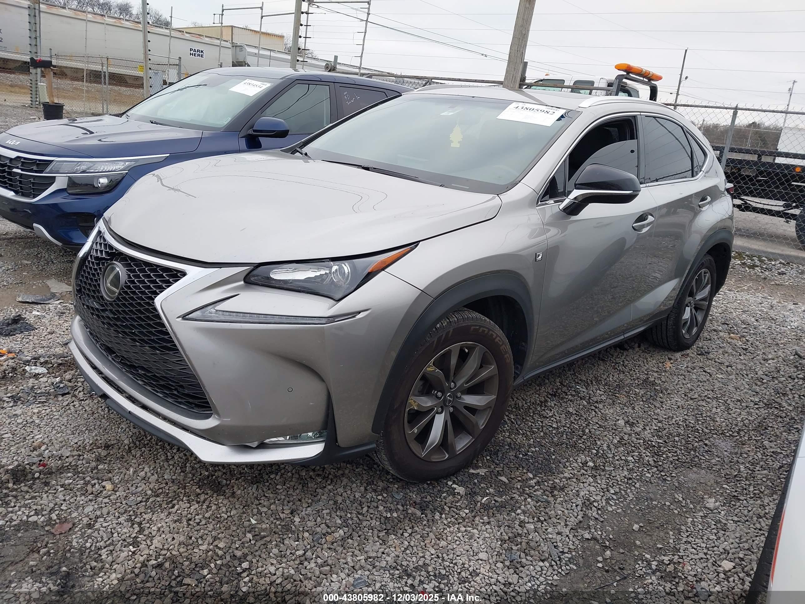 LEXUS NX image 2