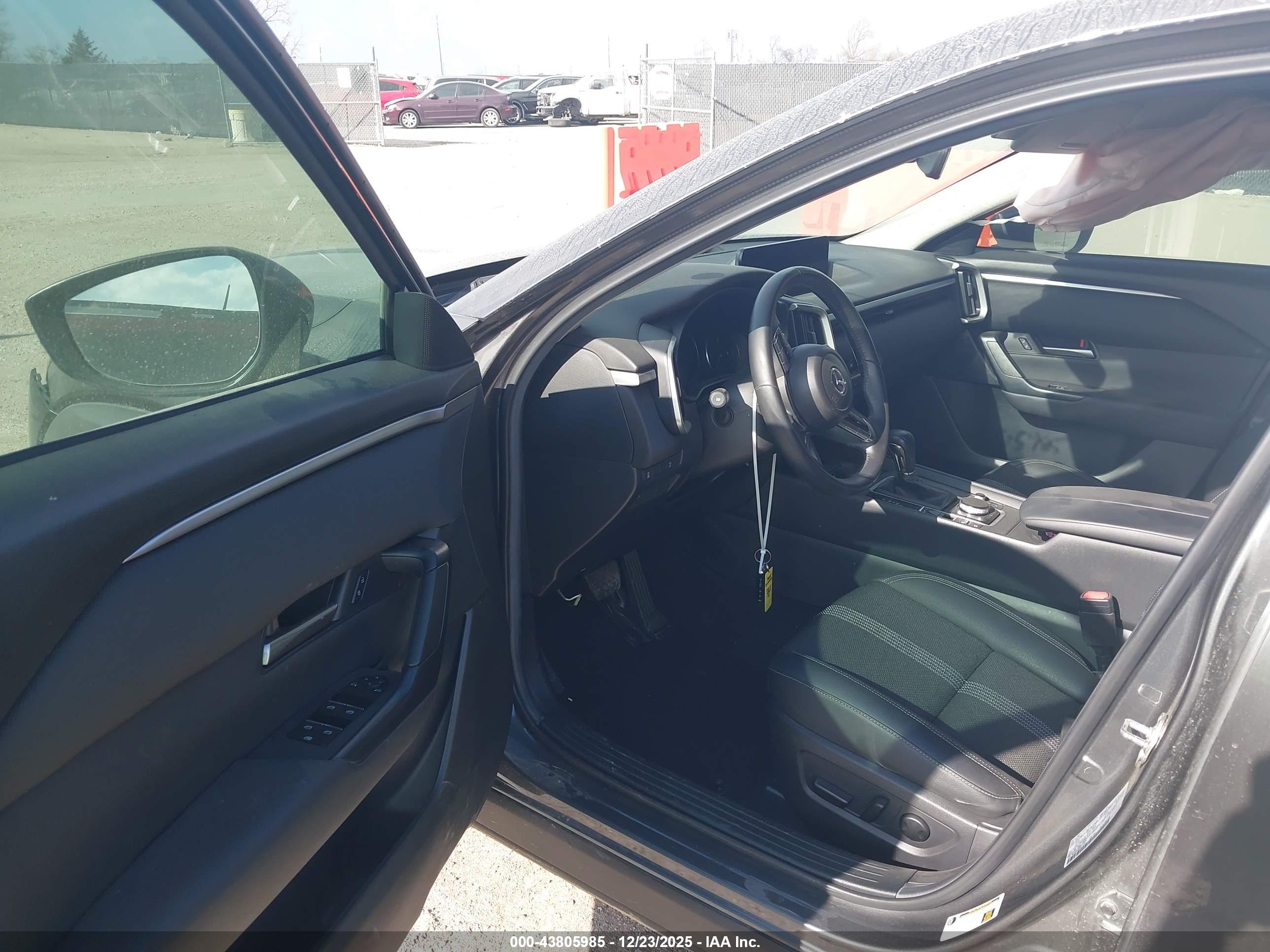 MAZDA CX-50 image 5