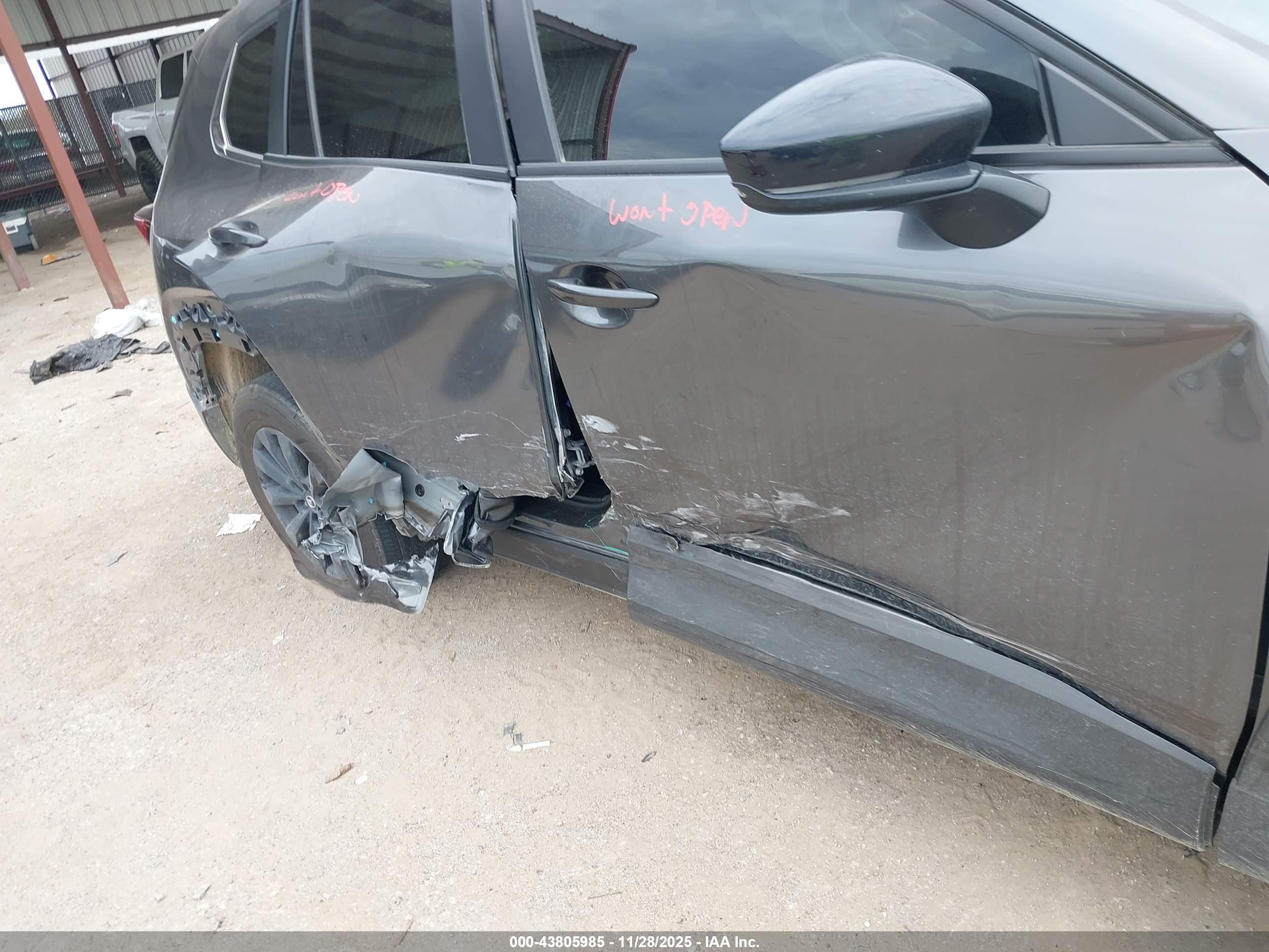 MAZDA CX-50 image 6