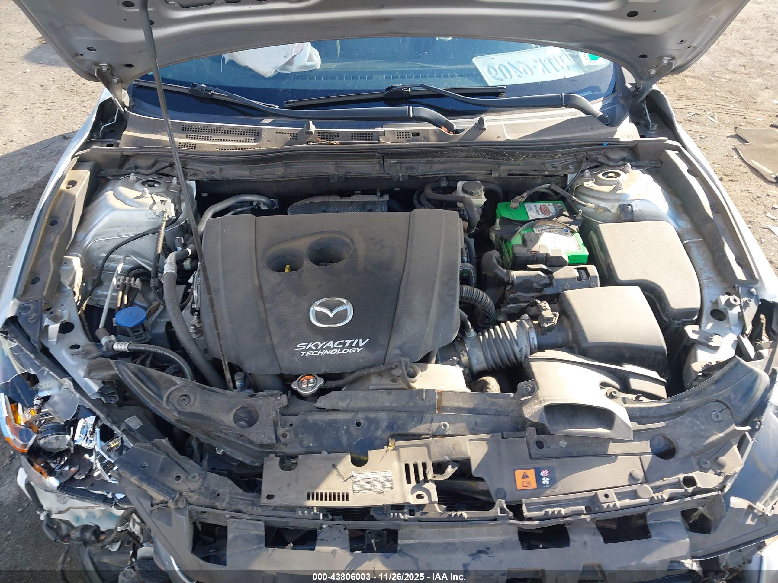 MAZDA MAZDA3 image 10