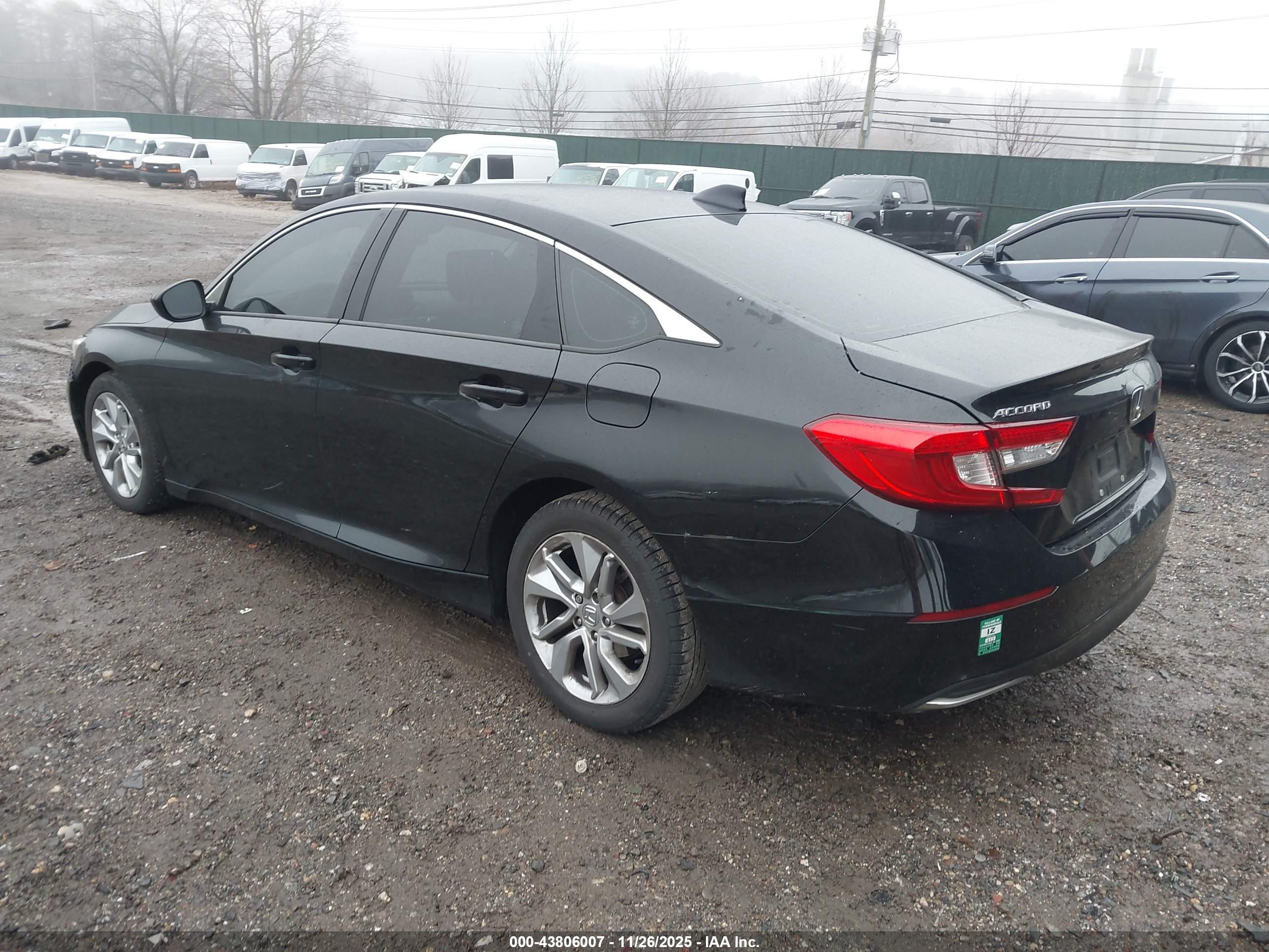 HONDA ACCORD image 3