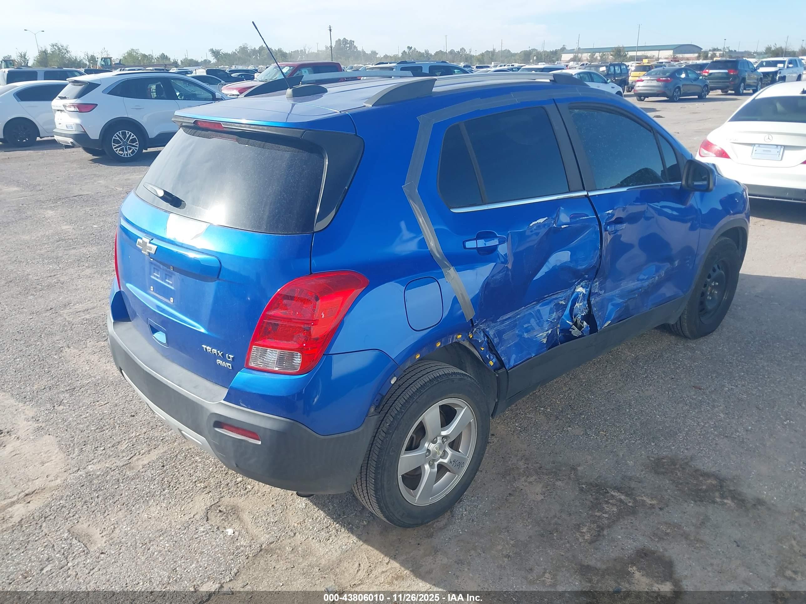 CHEVROLET TRAX image 4