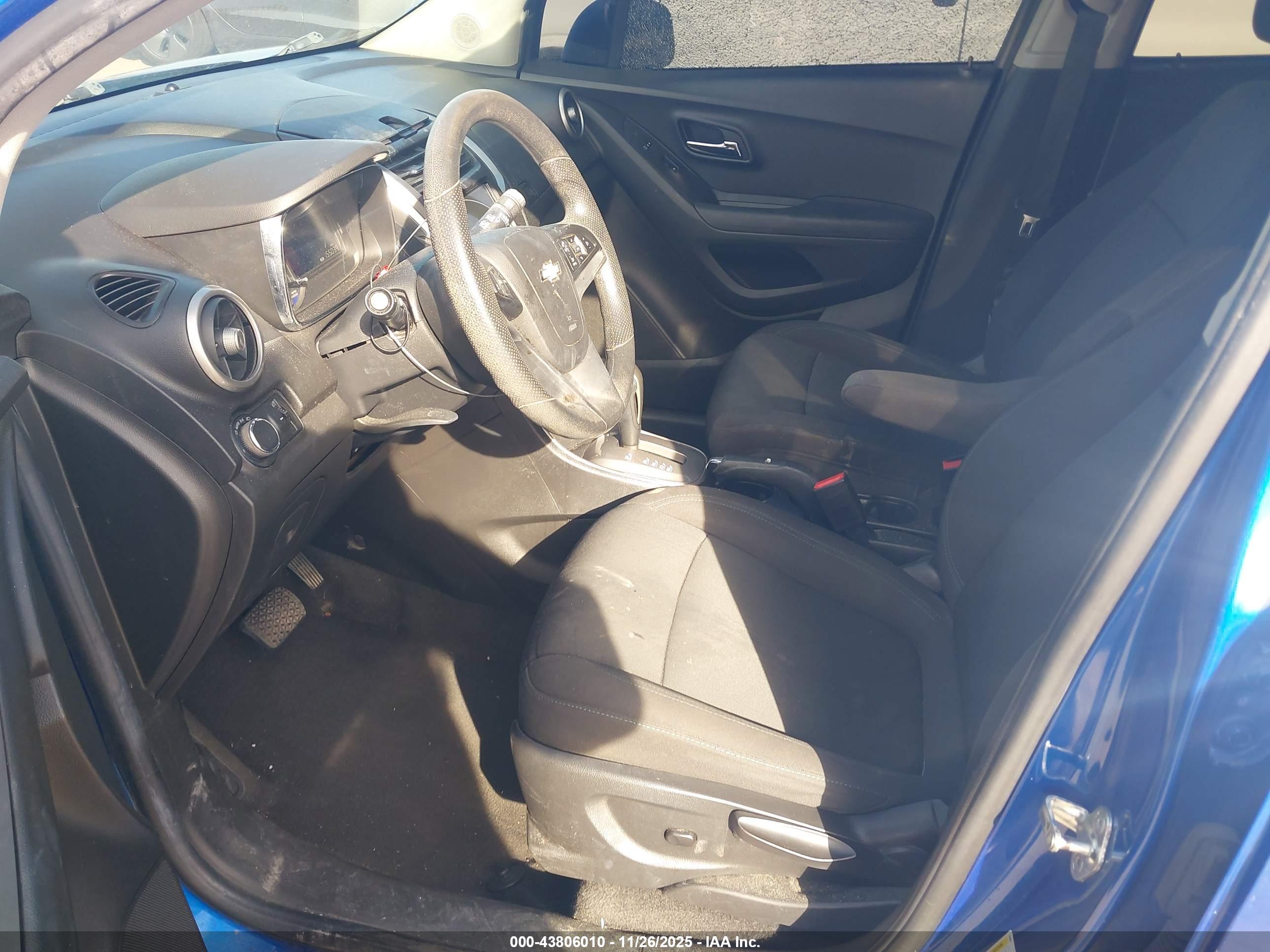CHEVROLET TRAX image 5