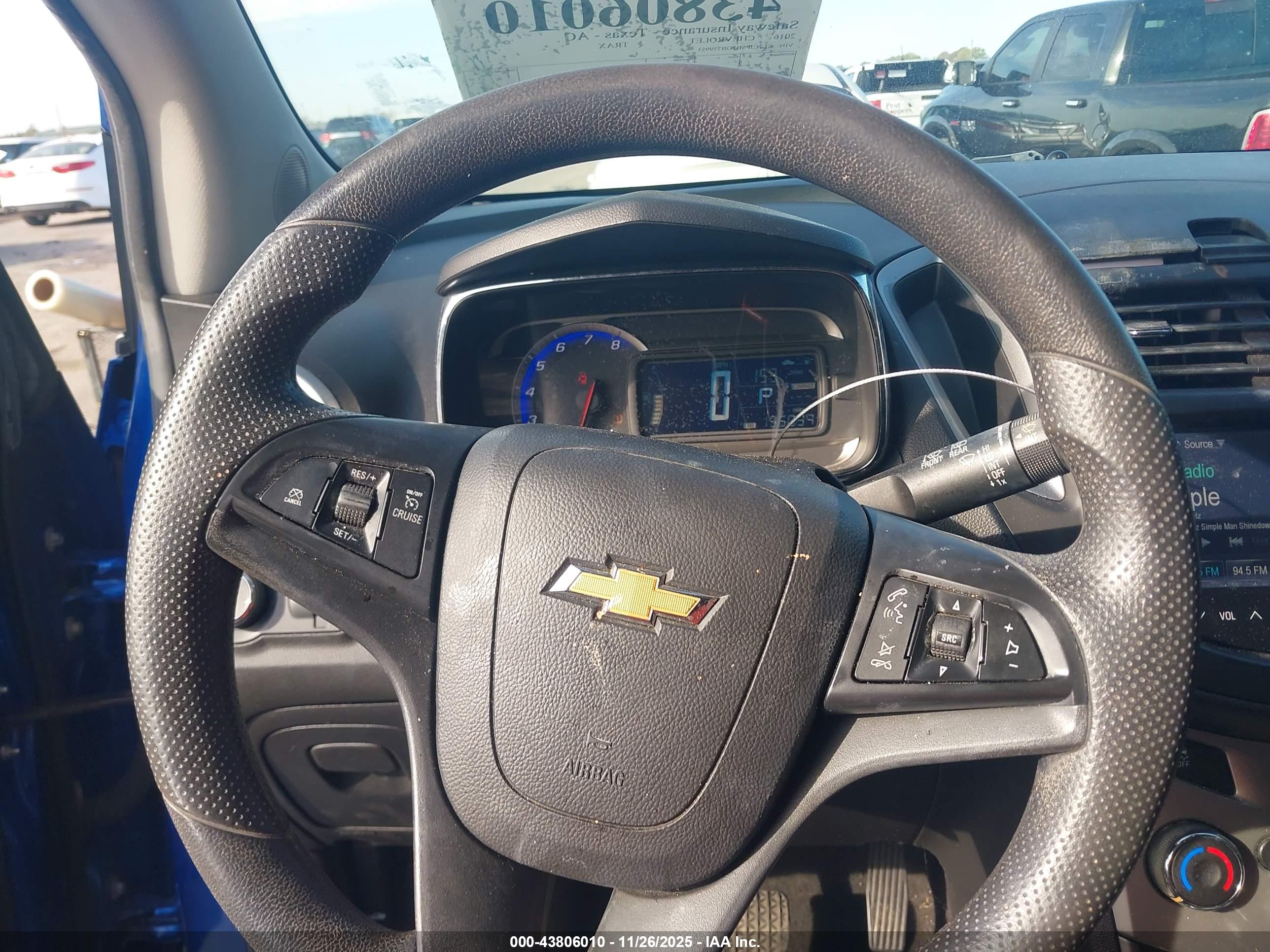 CHEVROLET TRAX image 7