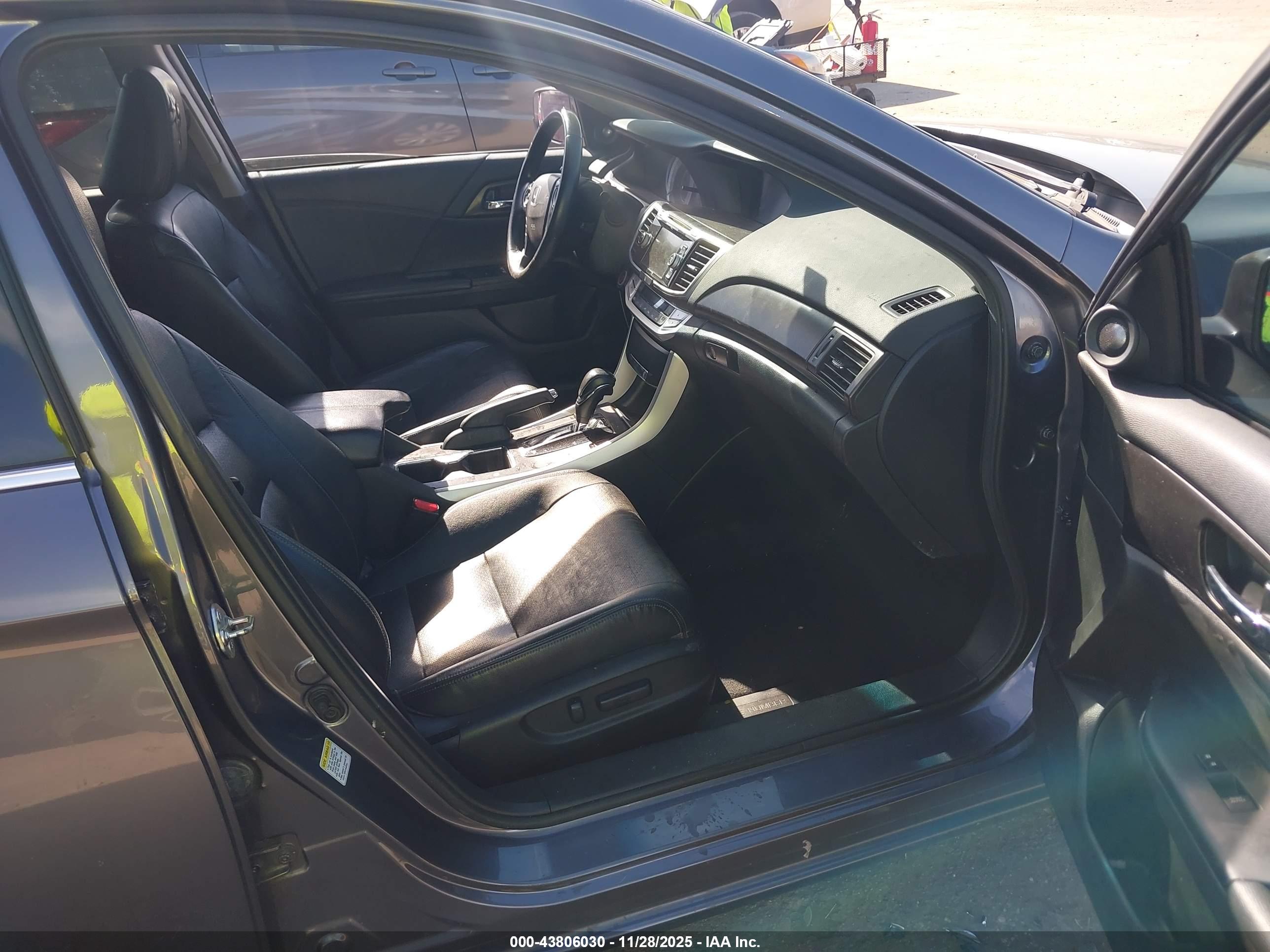 HONDA ACCORD image 5
