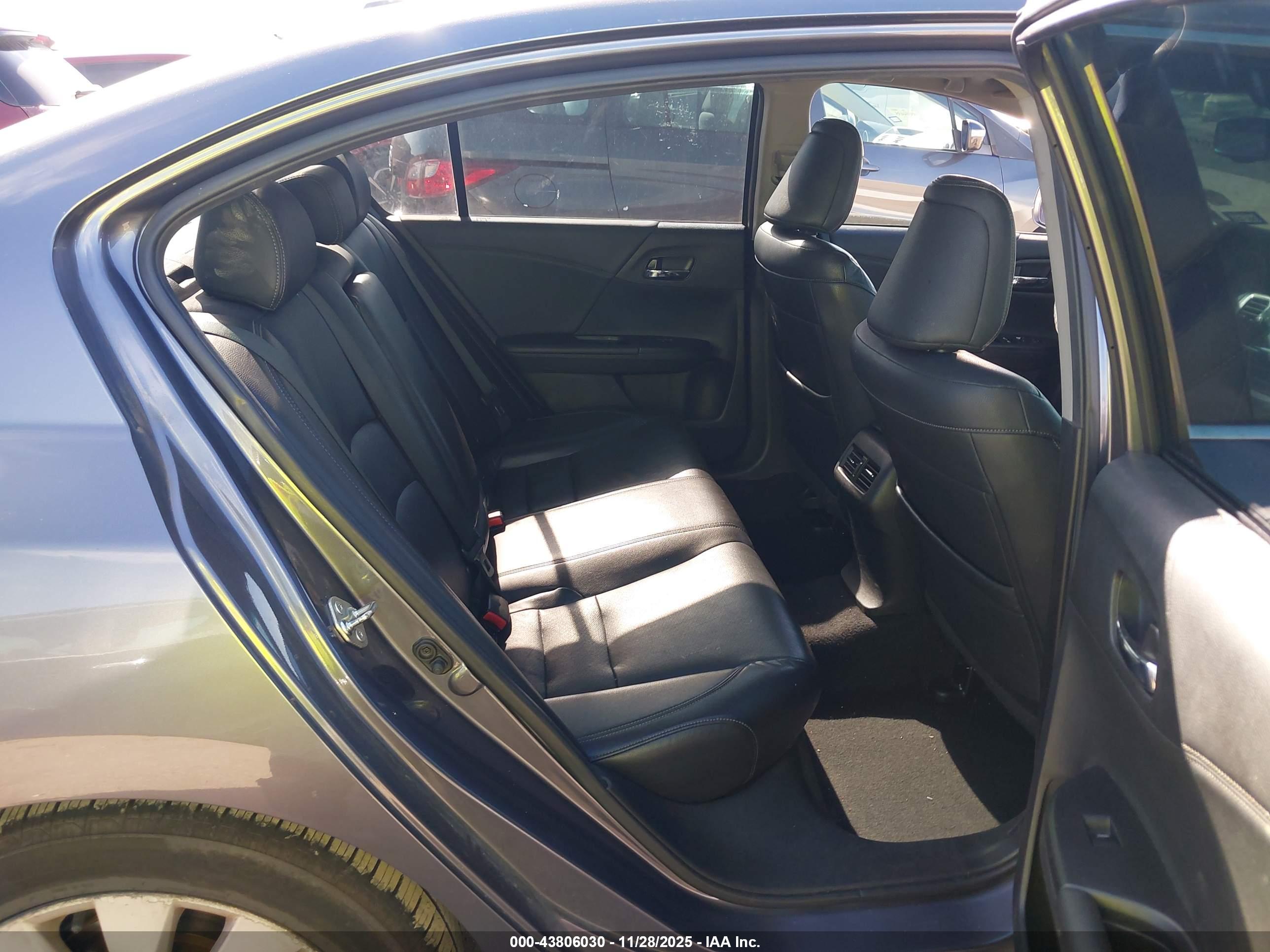 HONDA ACCORD image 8