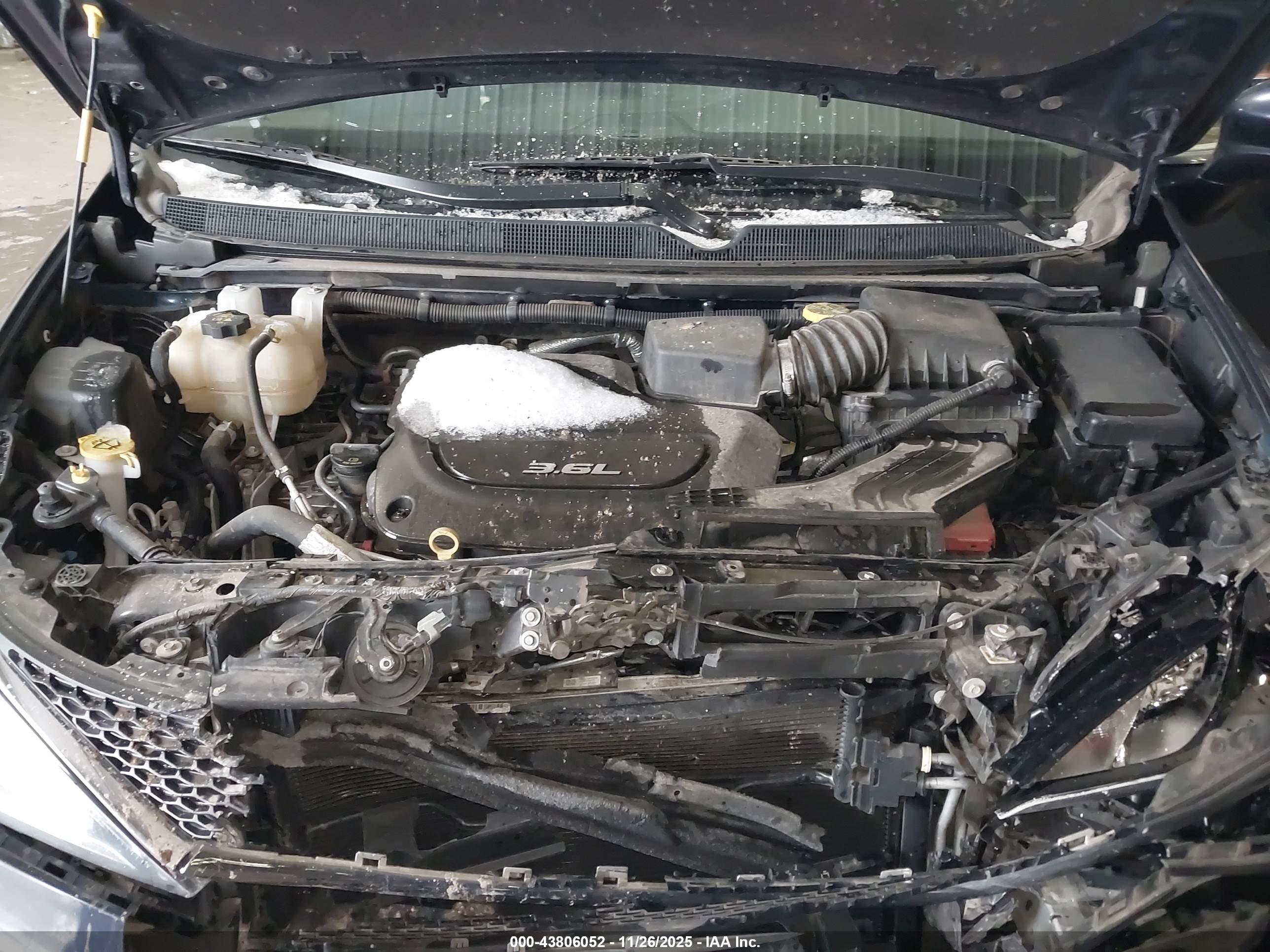CHRYSLER PACIFICA image 10