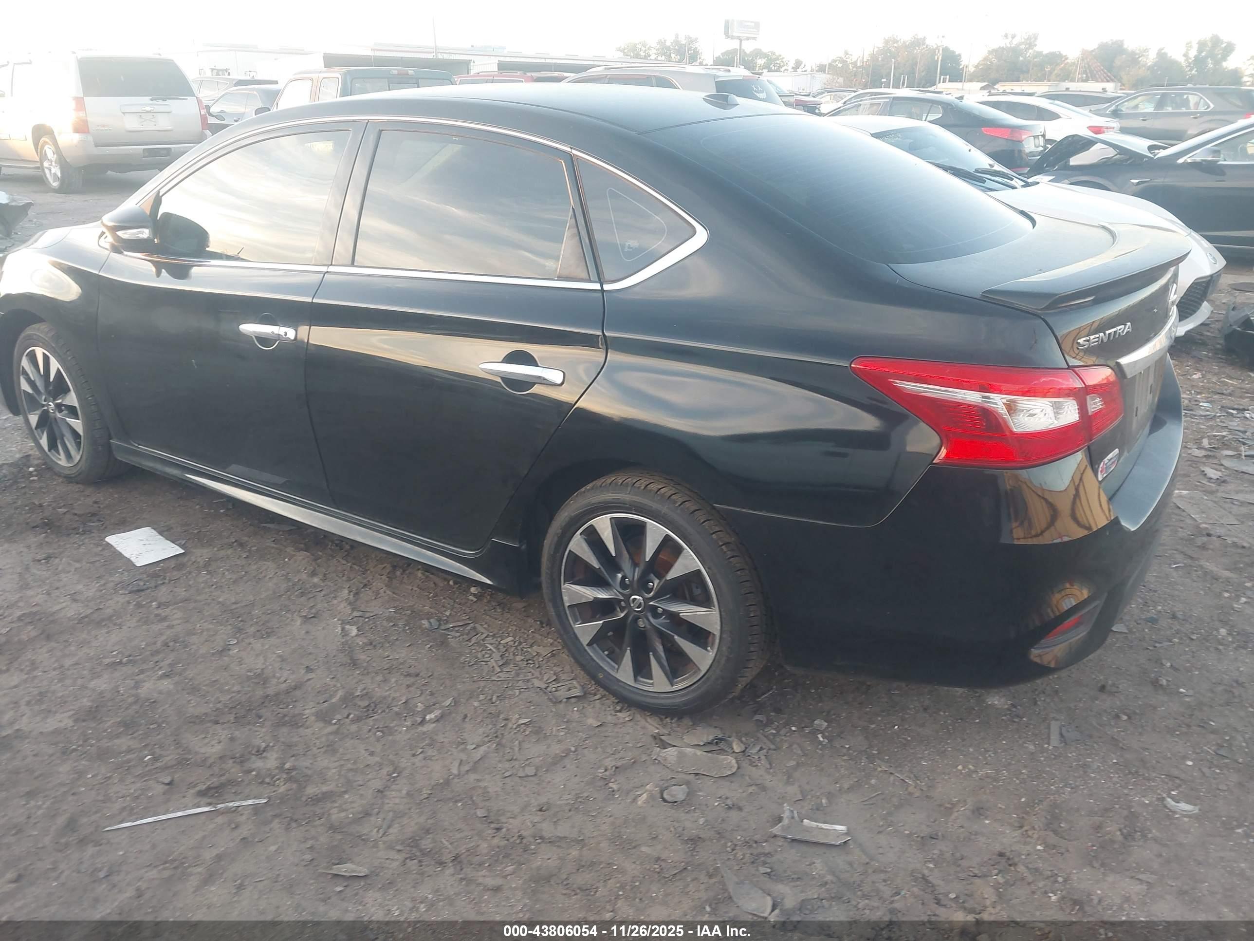 NISSAN SENTRA image 3