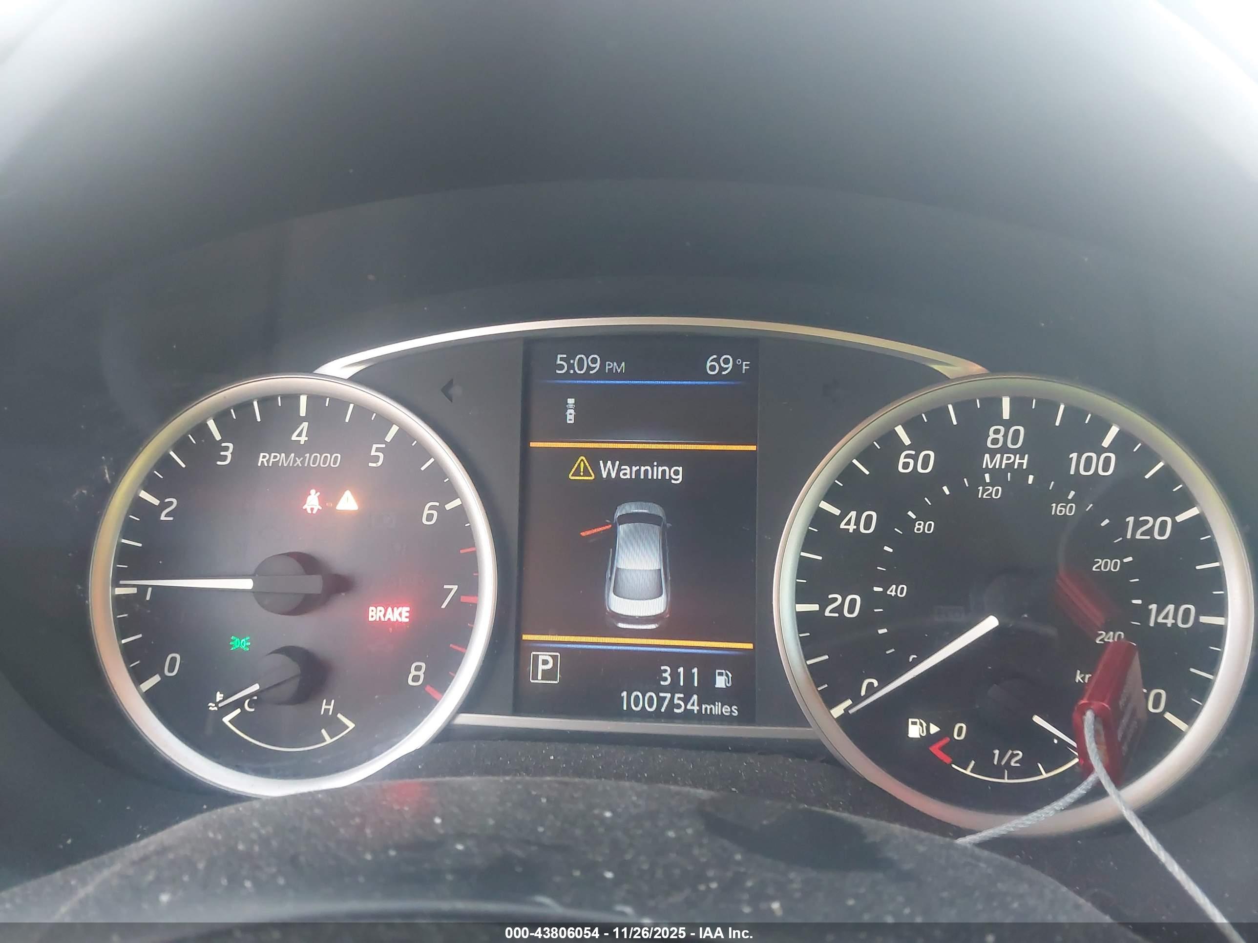 NISSAN SENTRA image 7