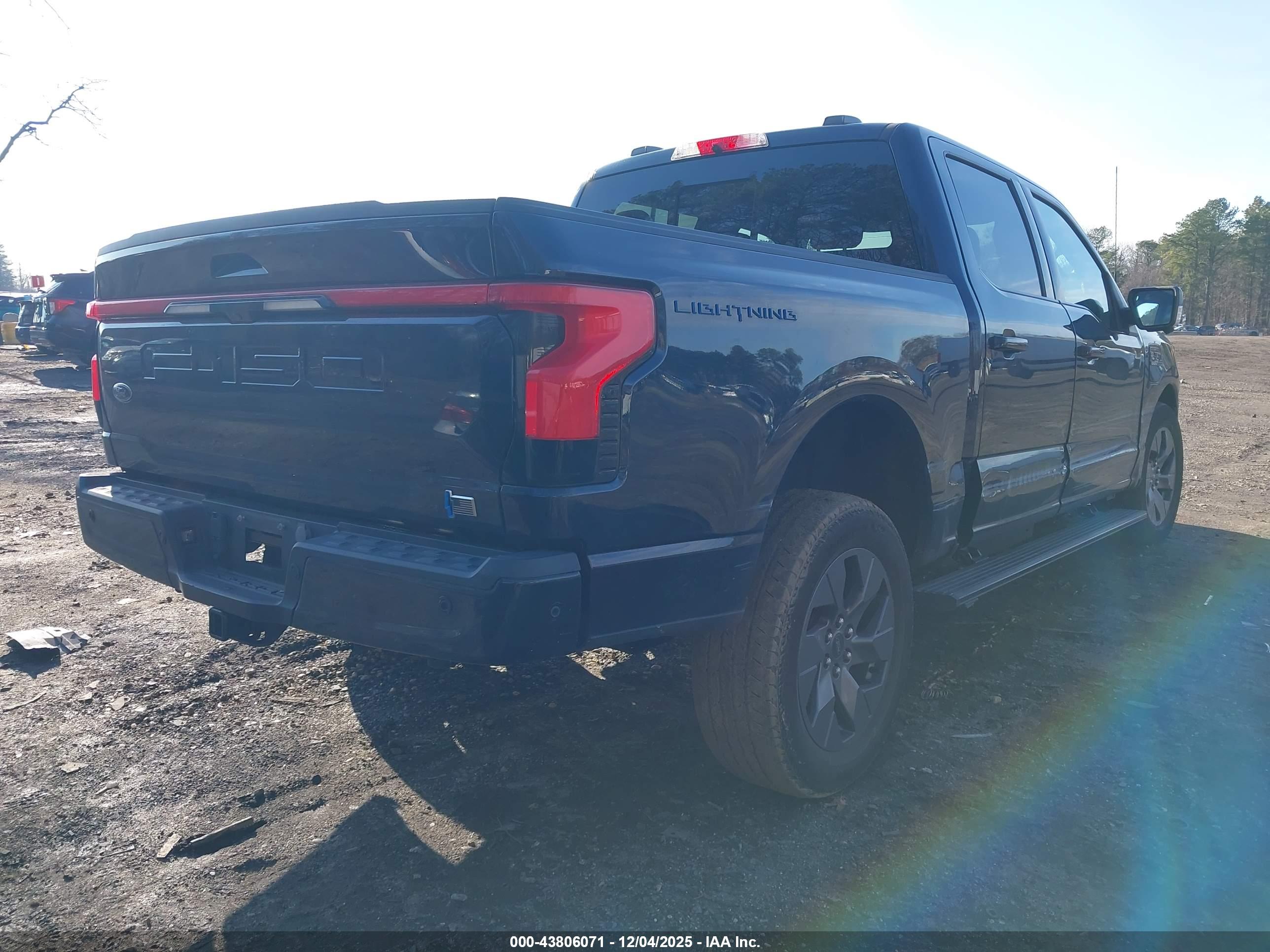 FORD F-150 image 4