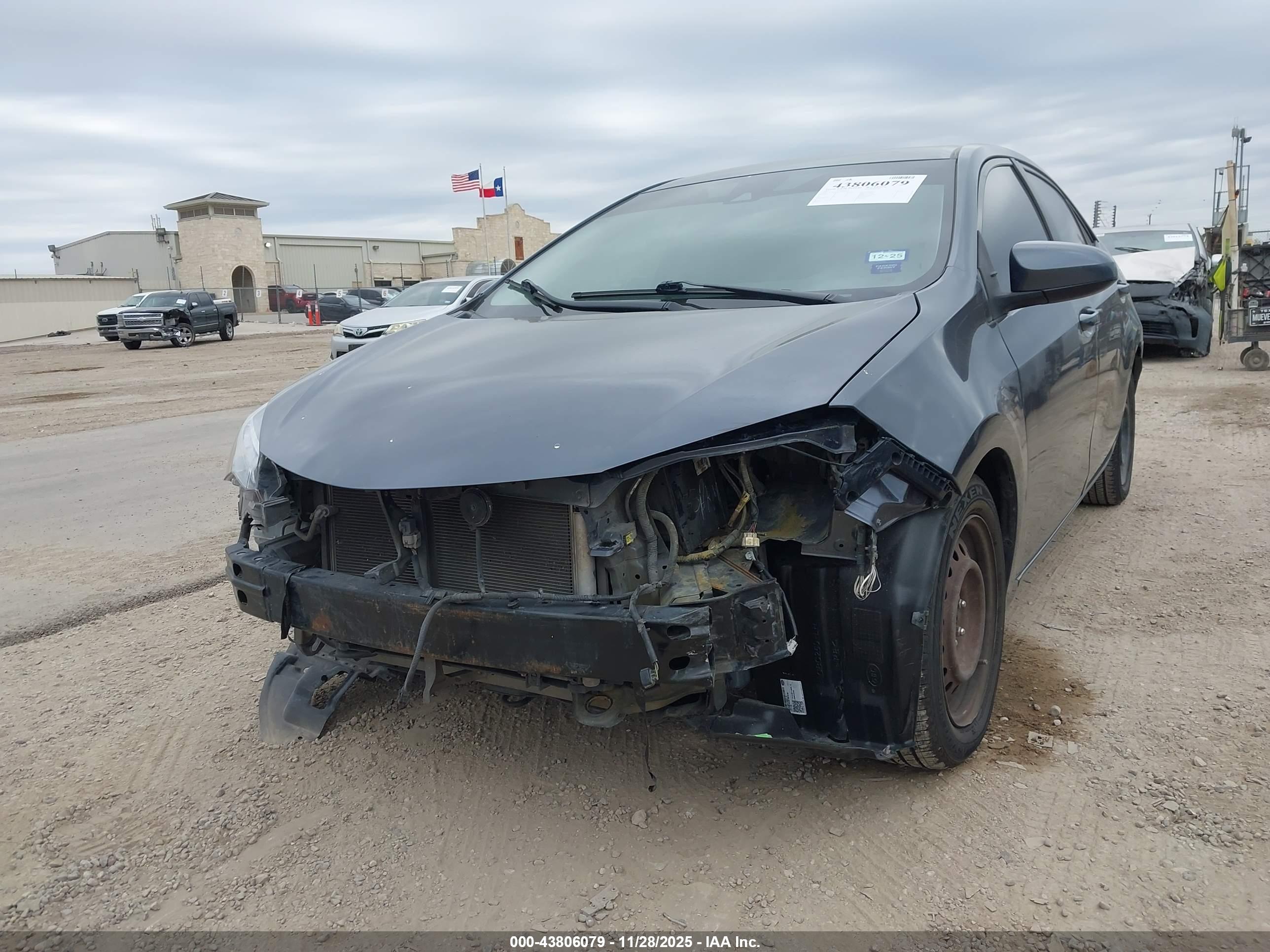 TOYOTA COROLLA image 6