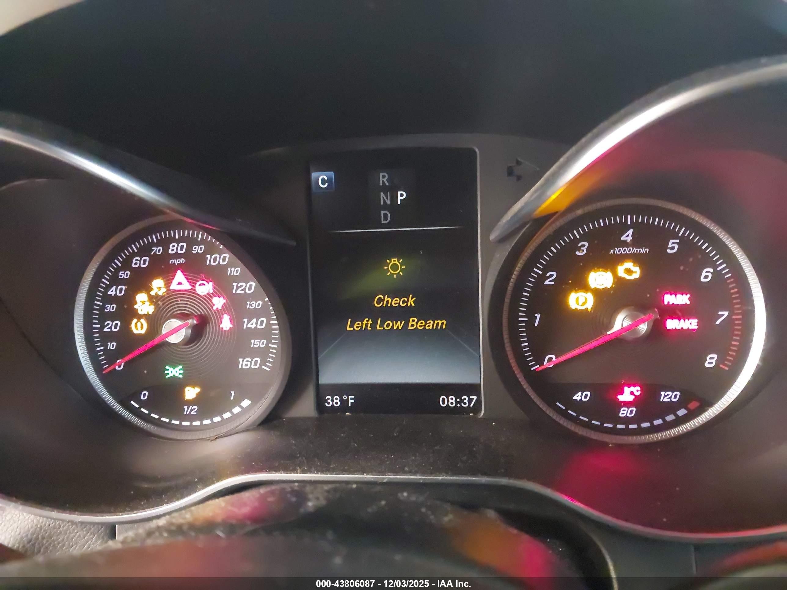 MERCEDES-BENZ GLC image 7