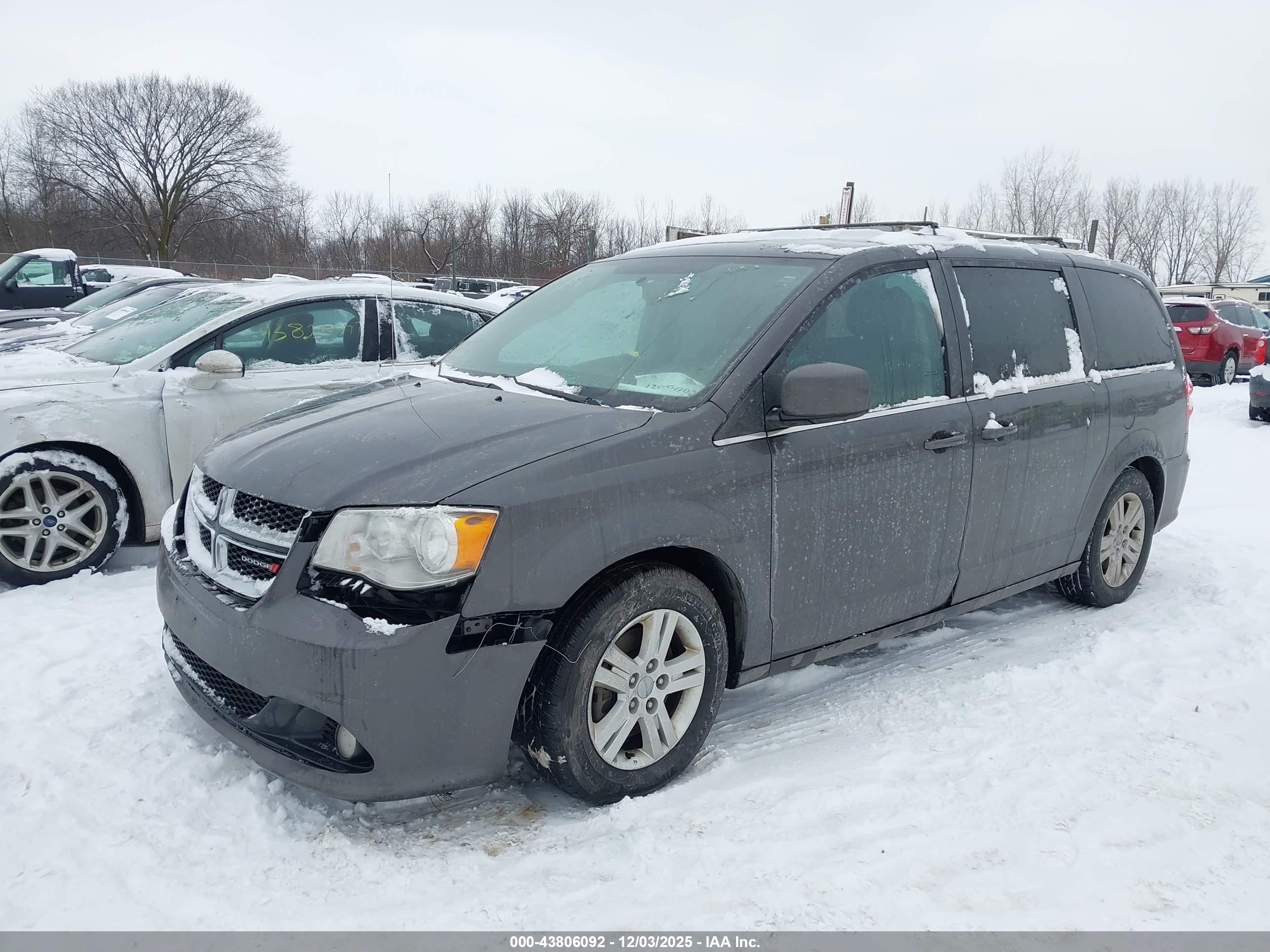 DODGE GRAND image 2