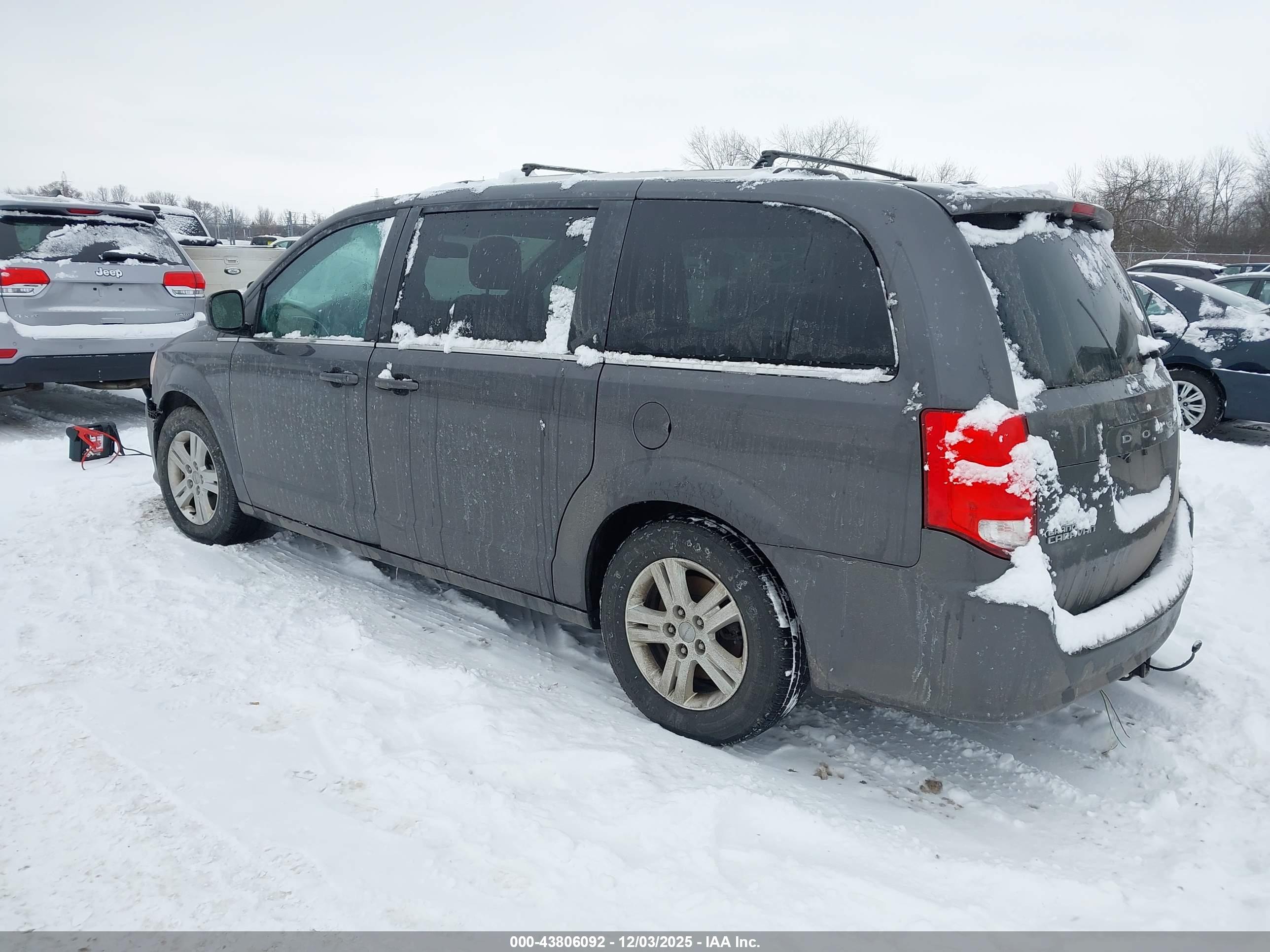 DODGE GRAND image 3