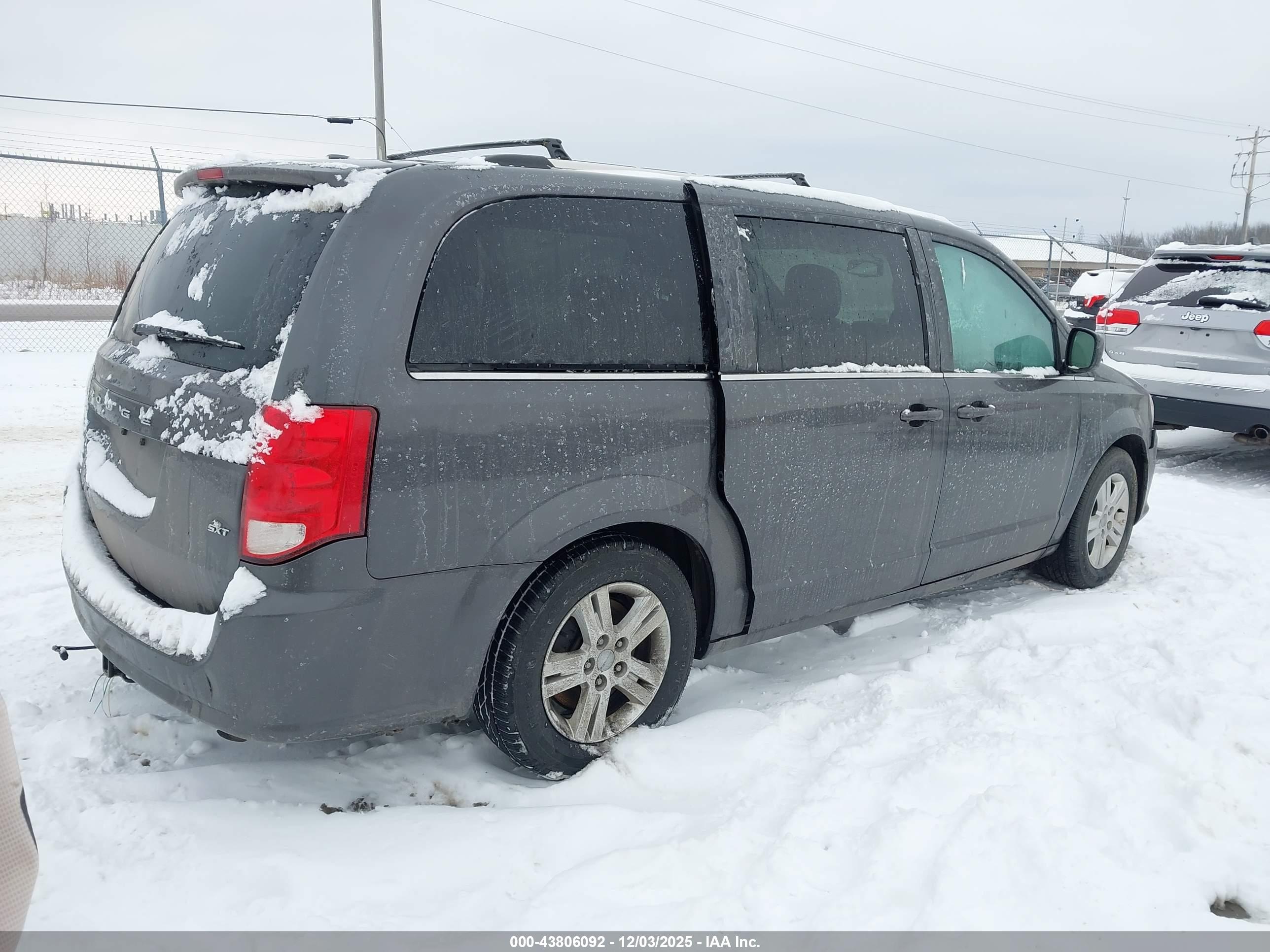 DODGE GRAND image 4