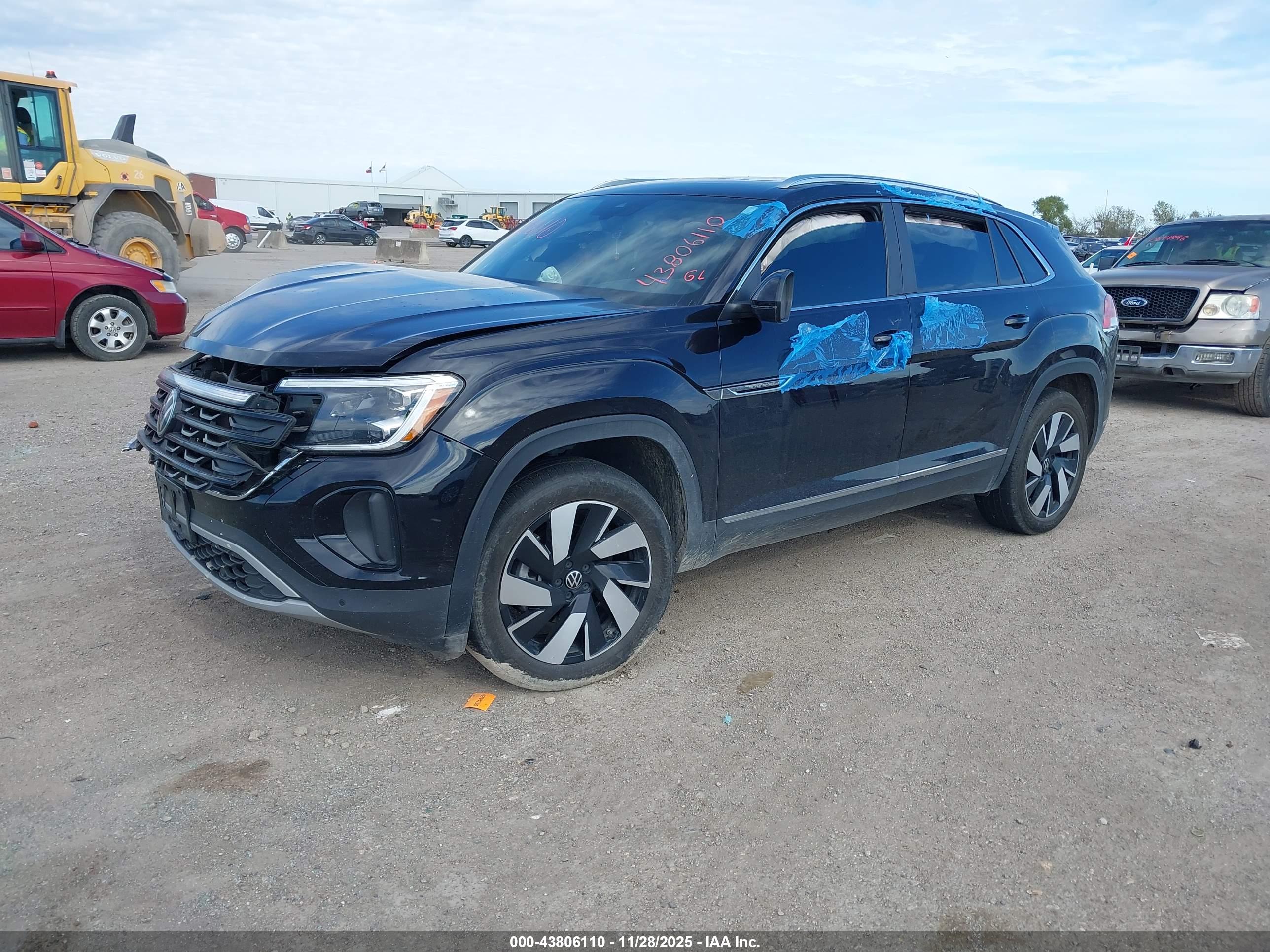 VOLKSWAGEN ATLAS image 2
