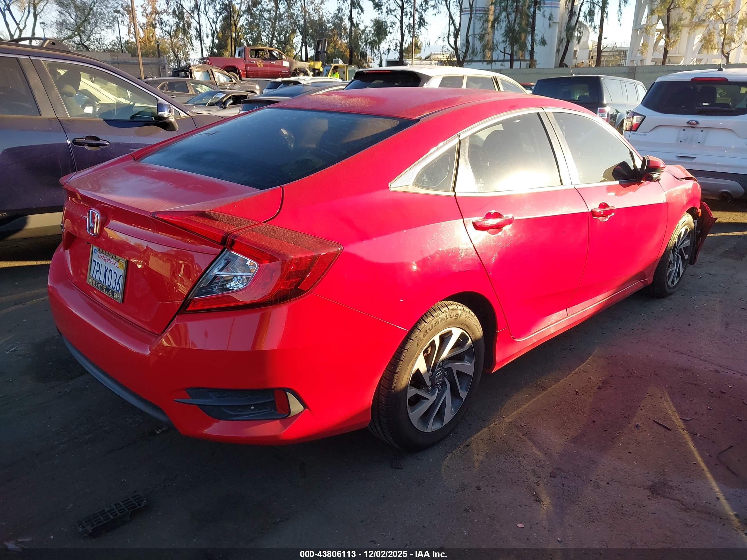 HONDA CIVIC image 4