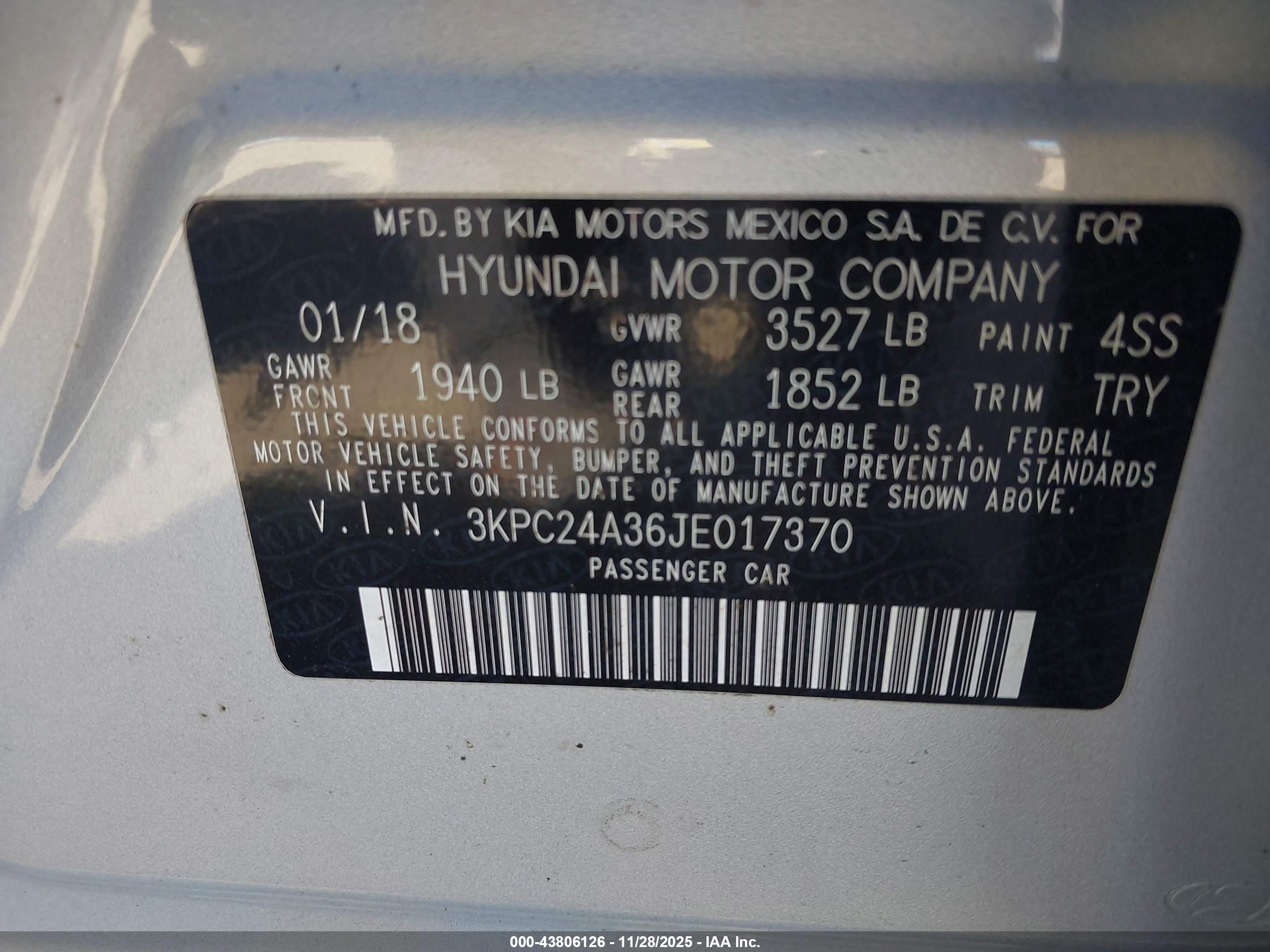 HYUNDAI ACCENT image 9
