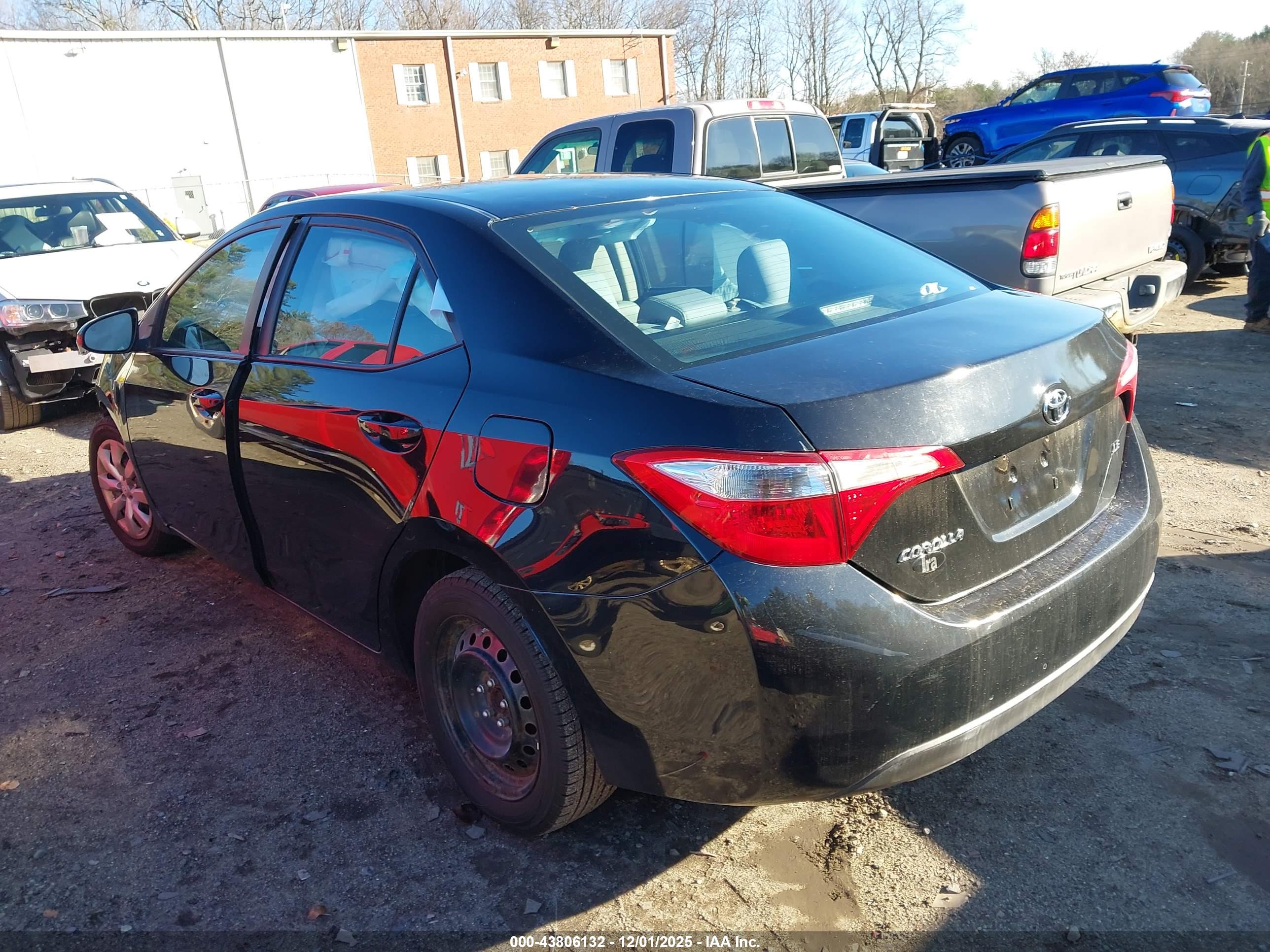 TOYOTA COROLLA image 3