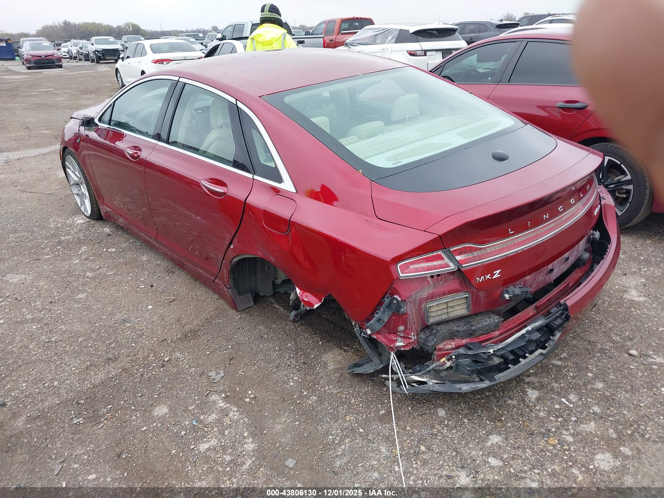 LINCOLN MKZ image 3