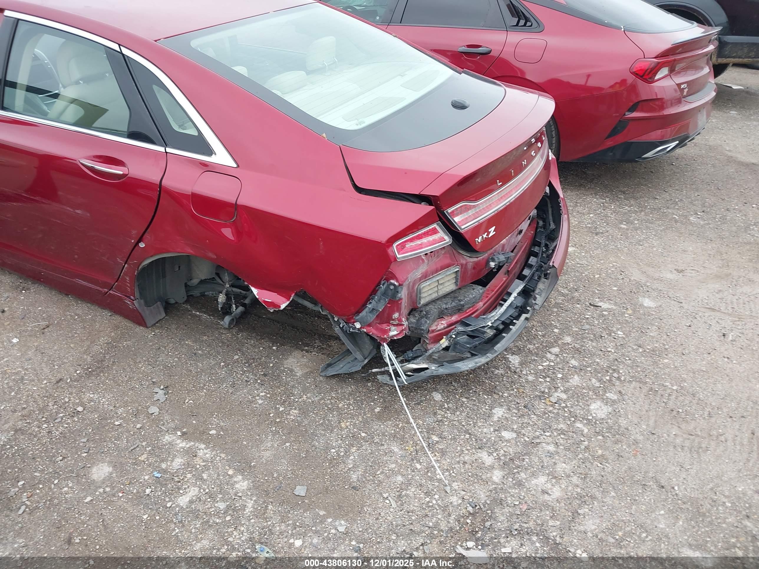 LINCOLN MKZ image 6