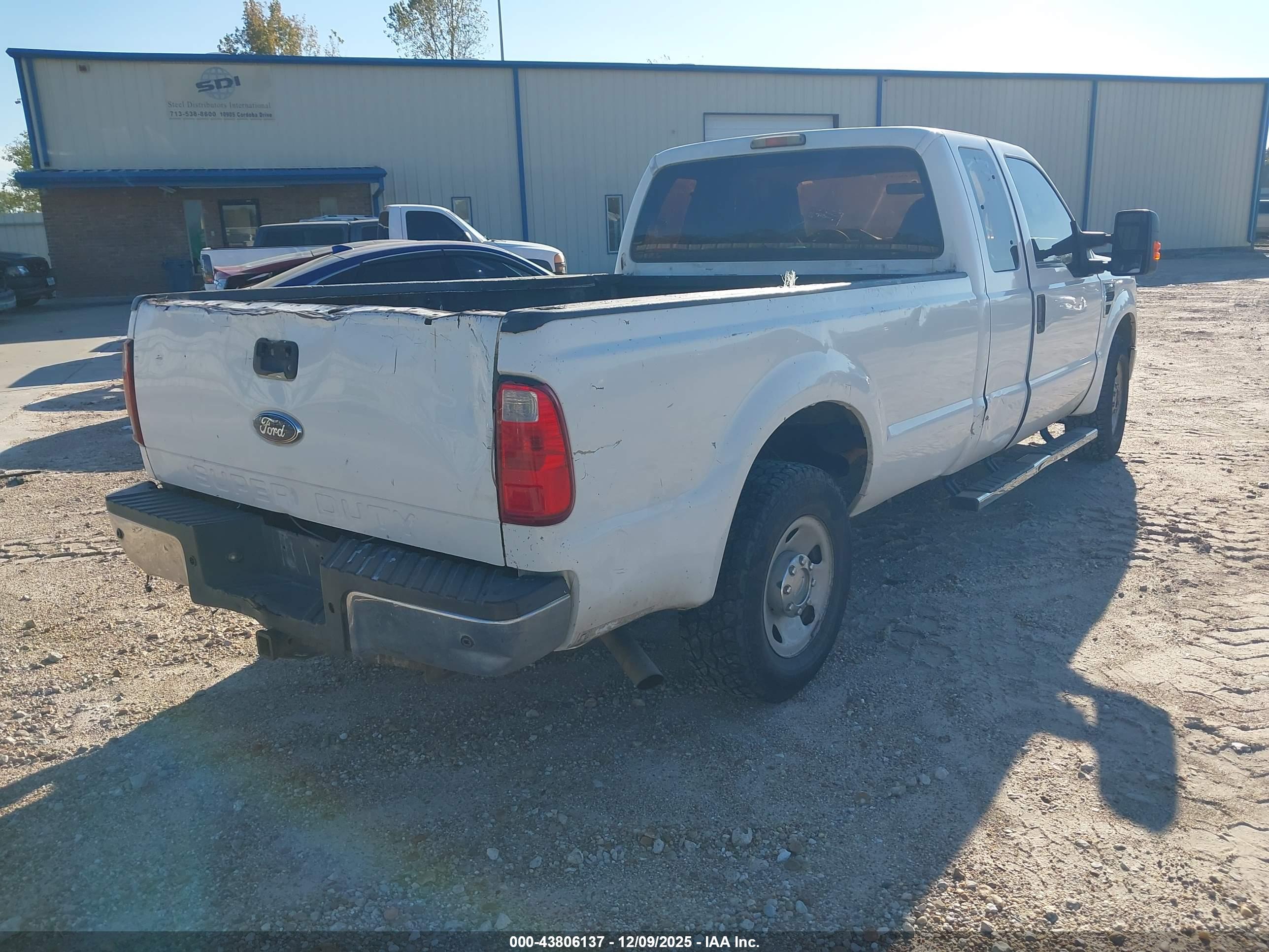 FORD F-250 image 4