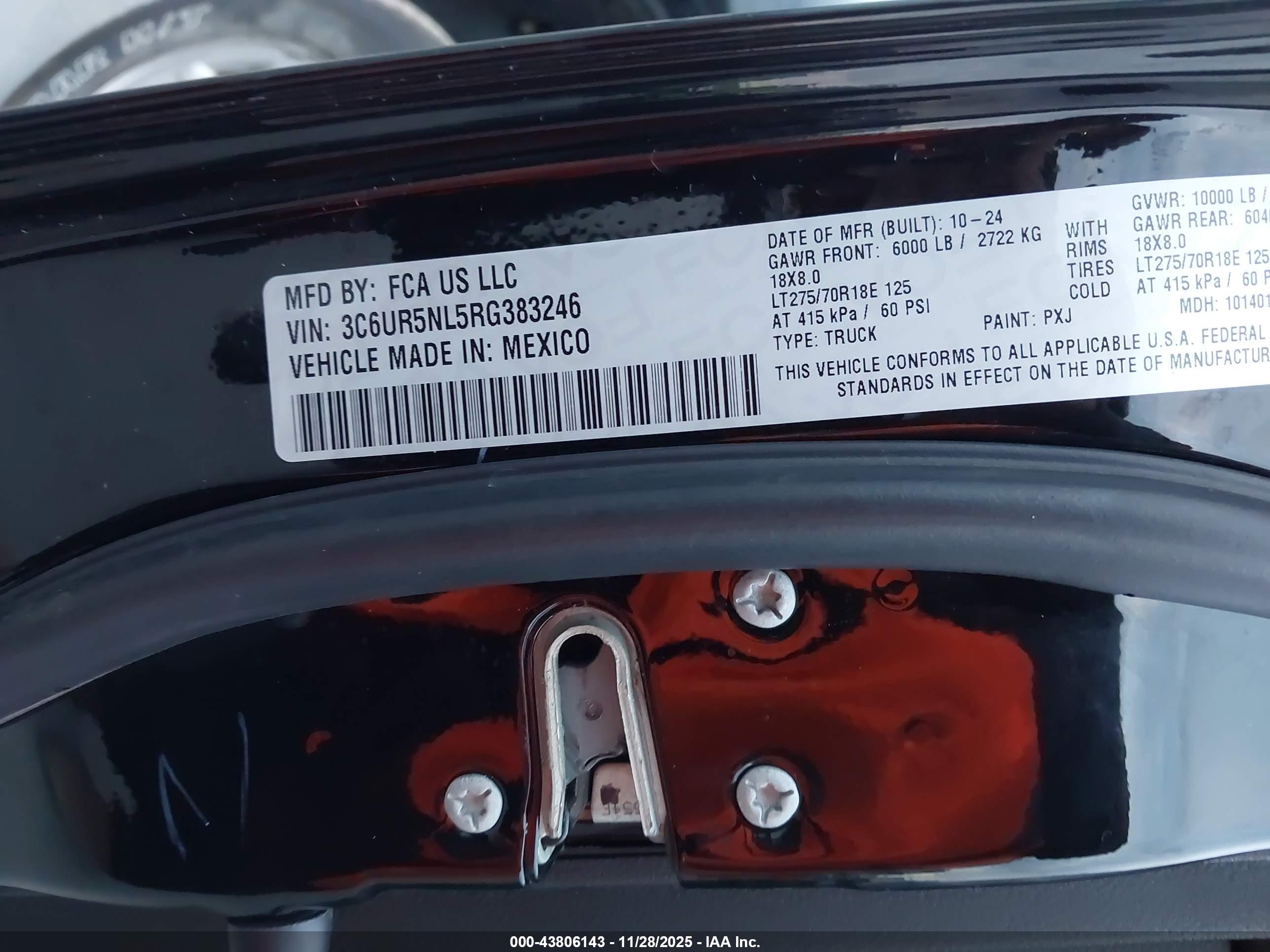 RAM 2500 image 9
