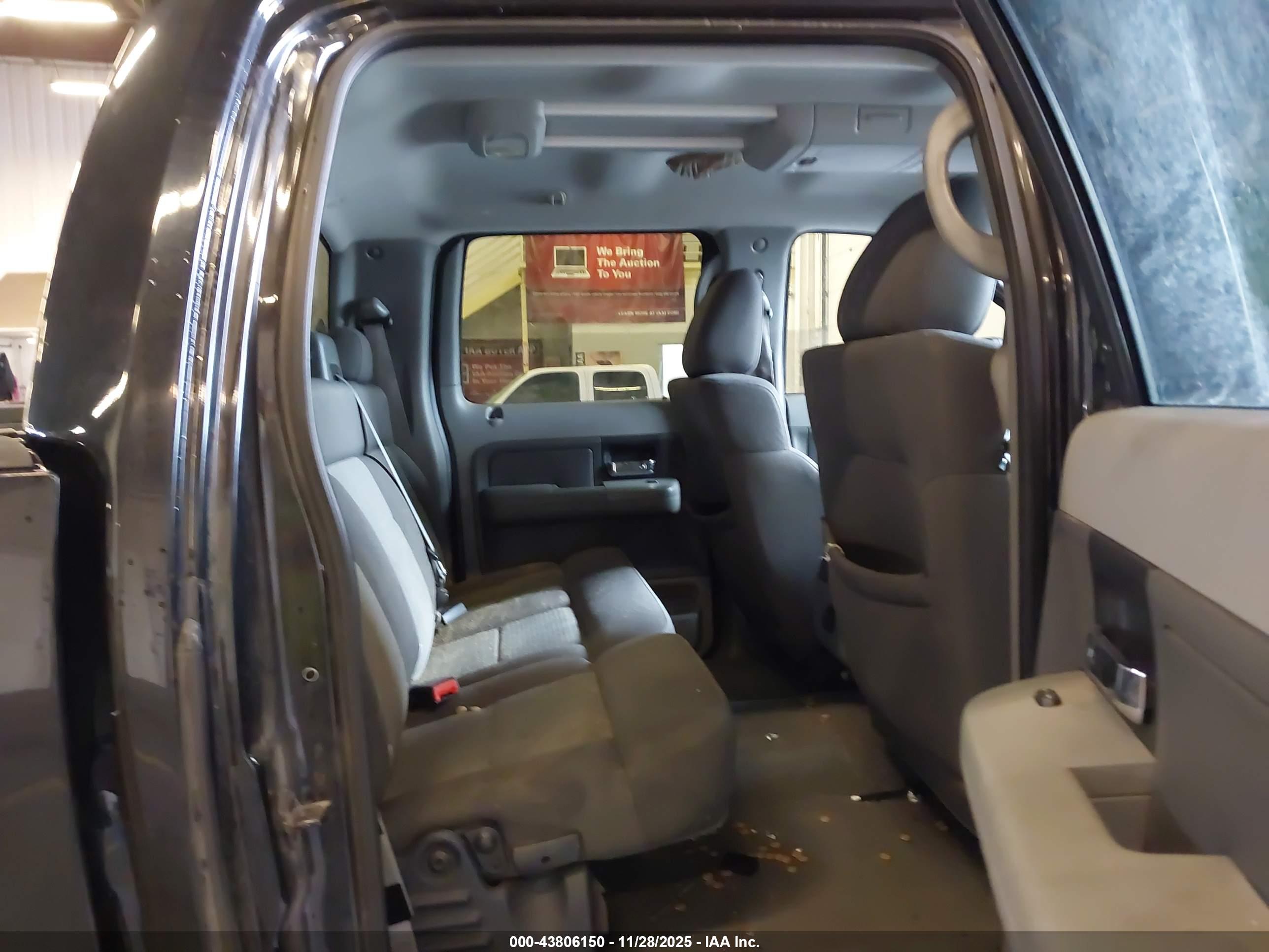 FORD F-150 image 8