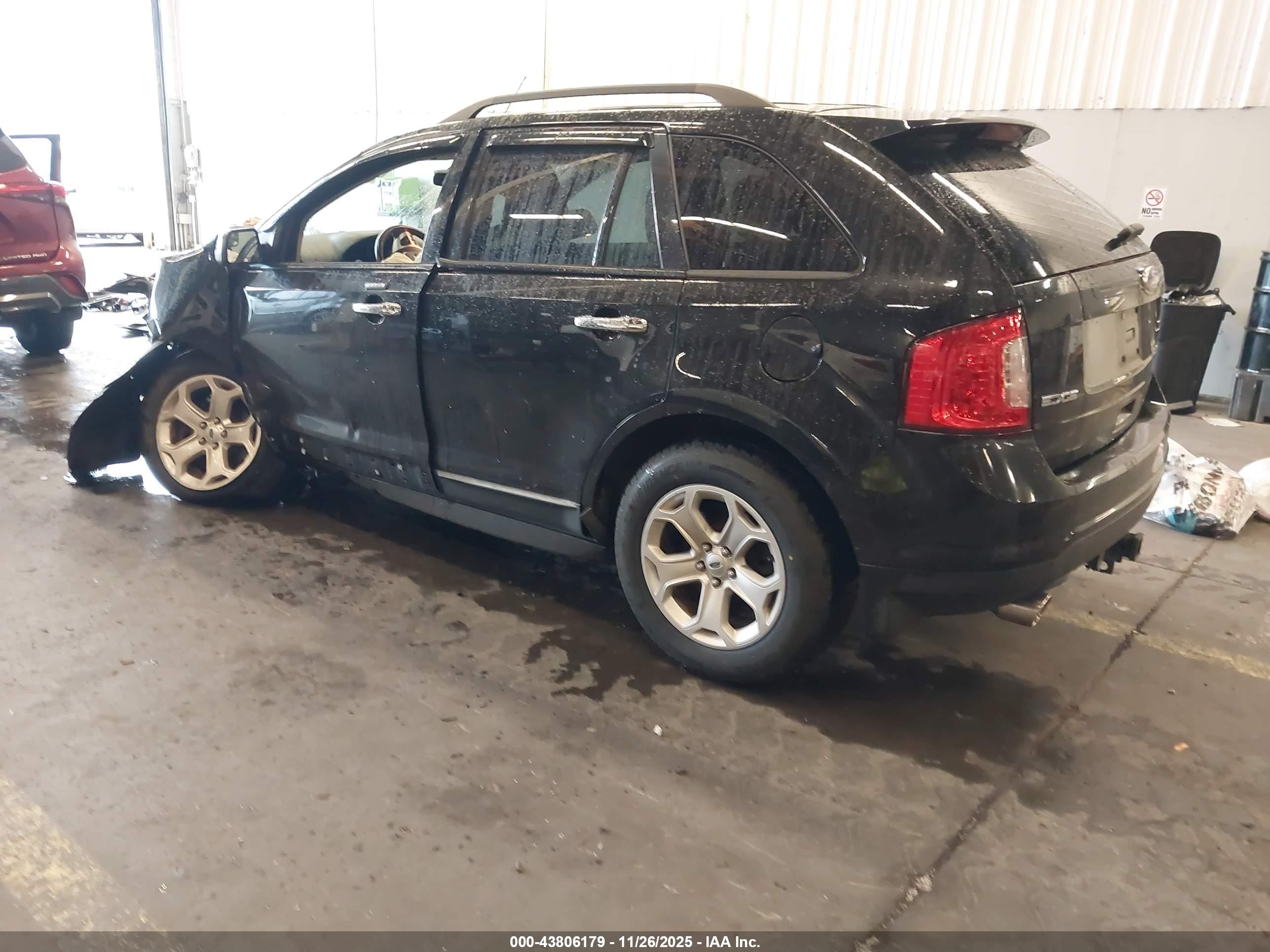 FORD EDGE image 3