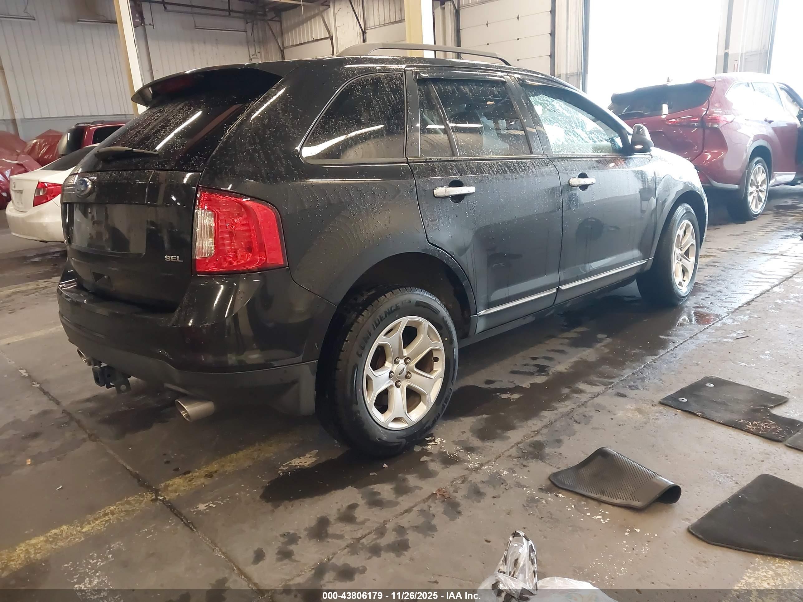 FORD EDGE image 4